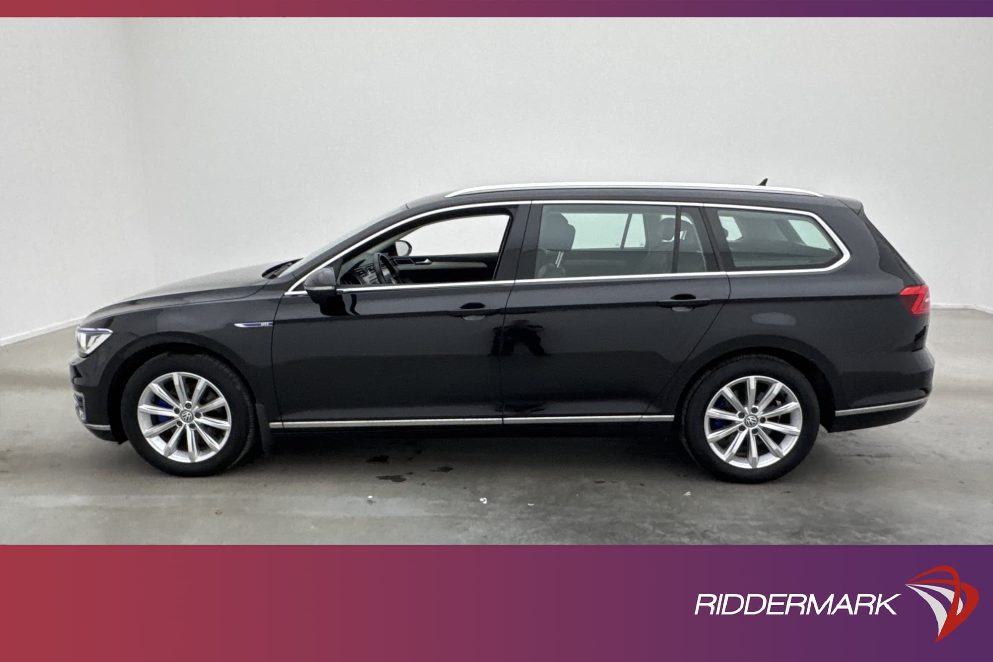 Volkswagen Passat GTE 218hk