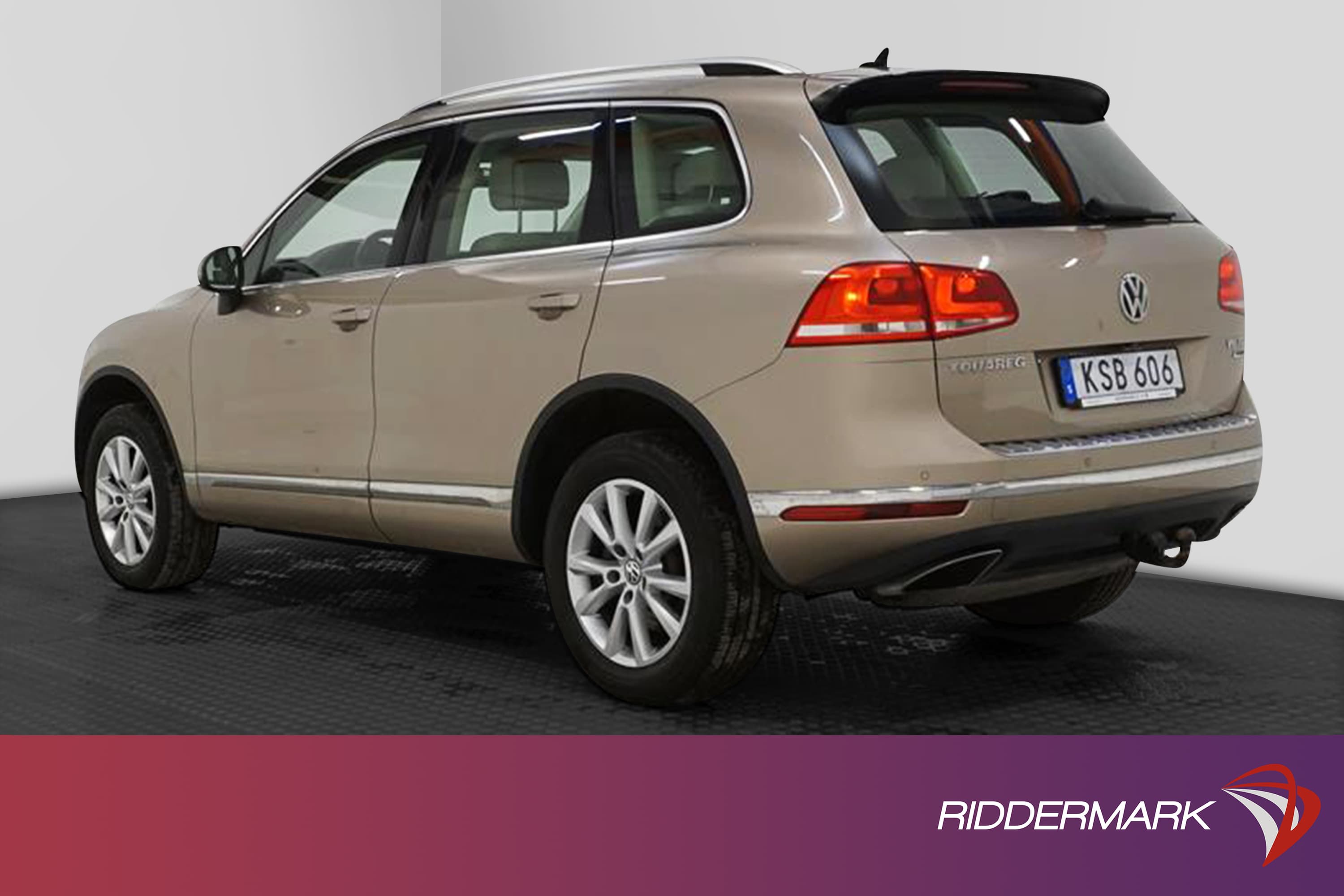 Volkswagen Touareg 3.0 262hk 4M Premium Pano 360° Drag Dvärm