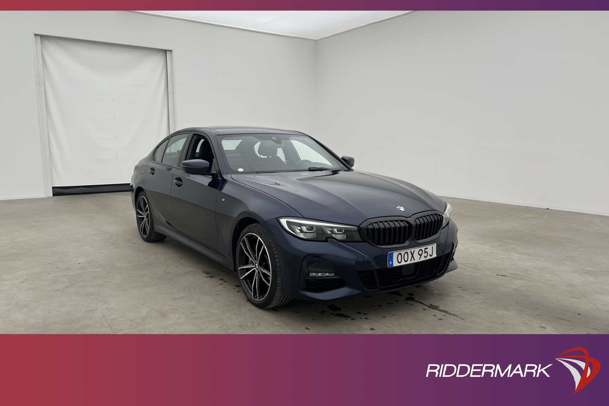 BMW 330e xDrive 292hk