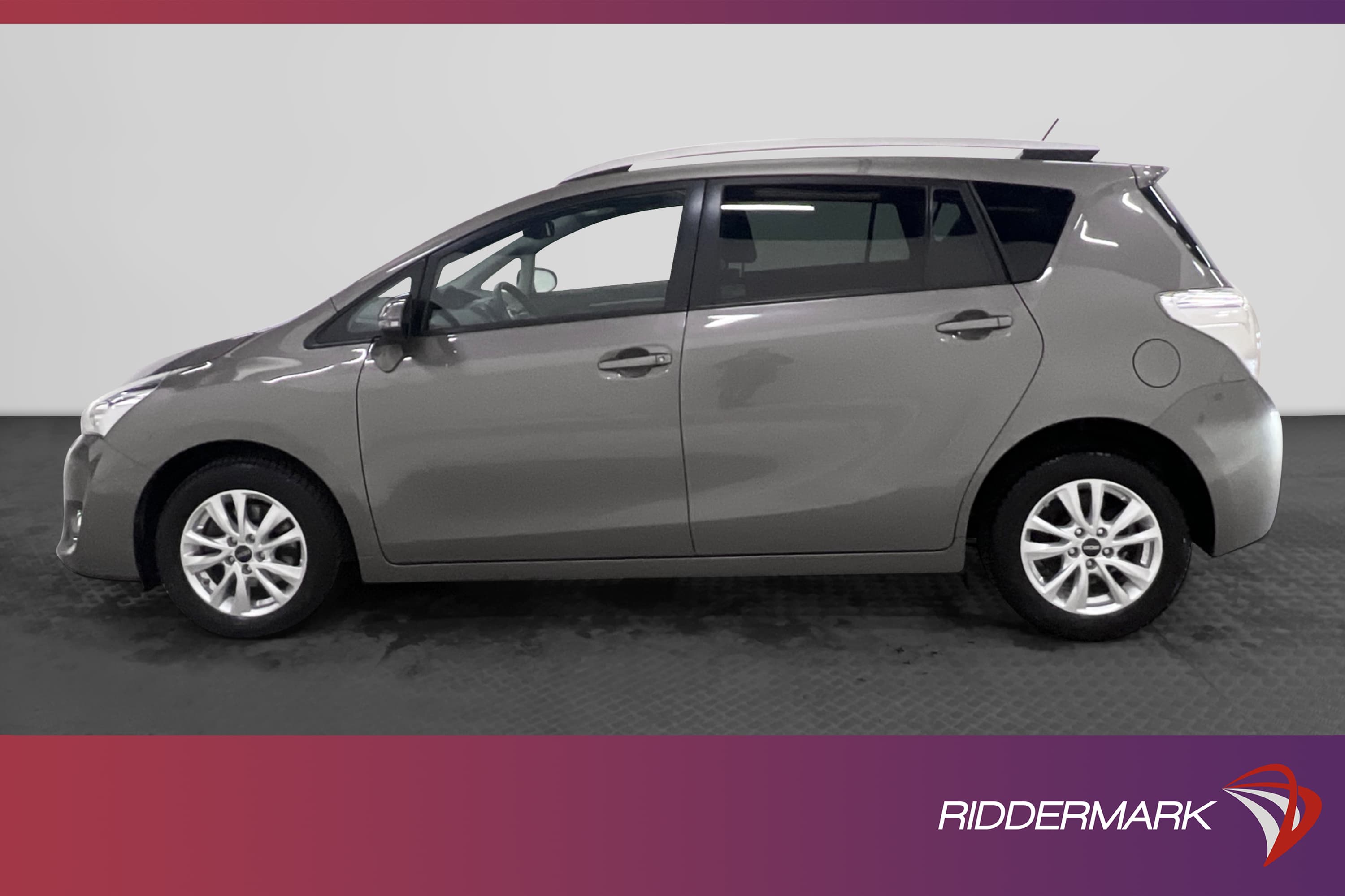 Toyota Verso 1.8 147hk