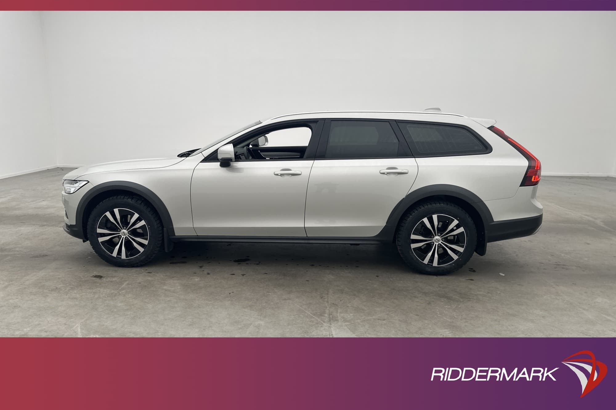 Volvo V90 Cross Country B4 197hk AWD