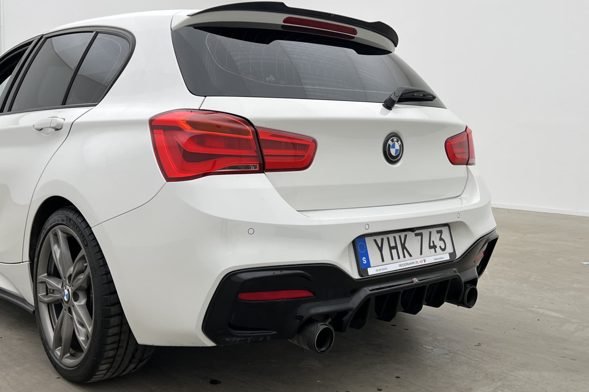 BMW M140i xDrive Navi H/K Kamera Värmare Elstolar Svensksåld