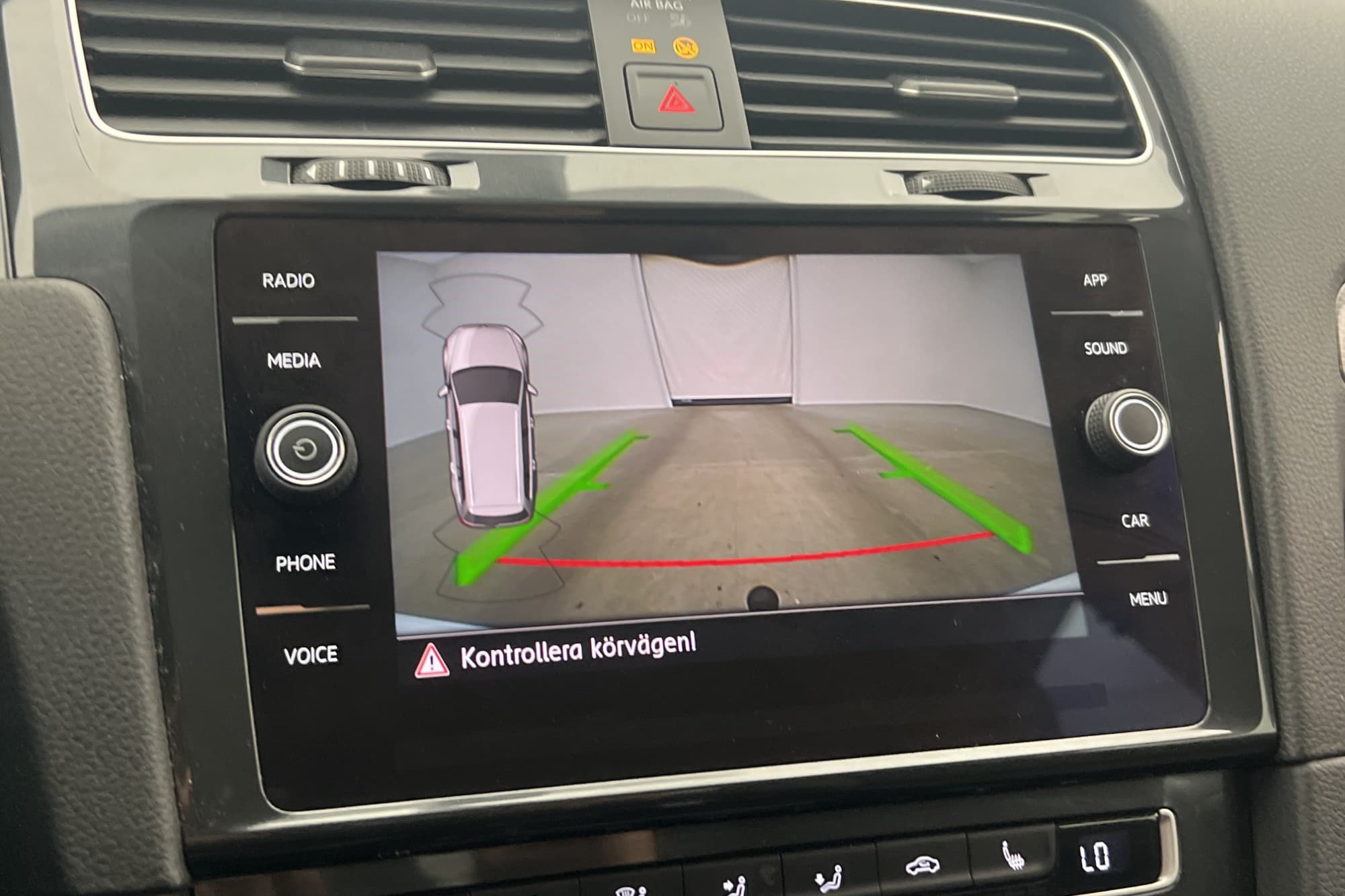 Volkswagen Golf Alltrack 4M 184hk MOMS Värmare Drag Kamera