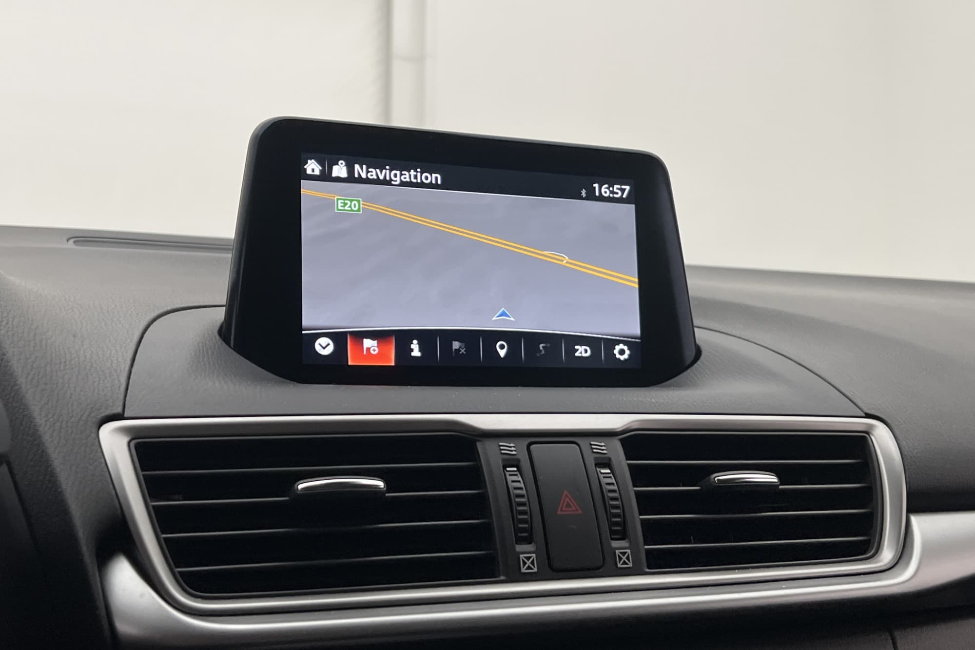 Mazda 3 Sport 2.0 SKYACTIV-G 120hk Navi B-Kamera Rattvärme