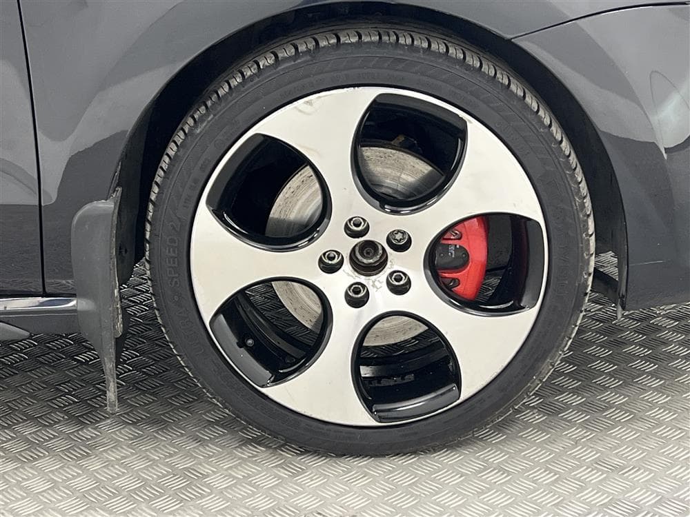 Volkswagen Polo GTI 180hk Sportsäten Touchskärm Välservadinteriör