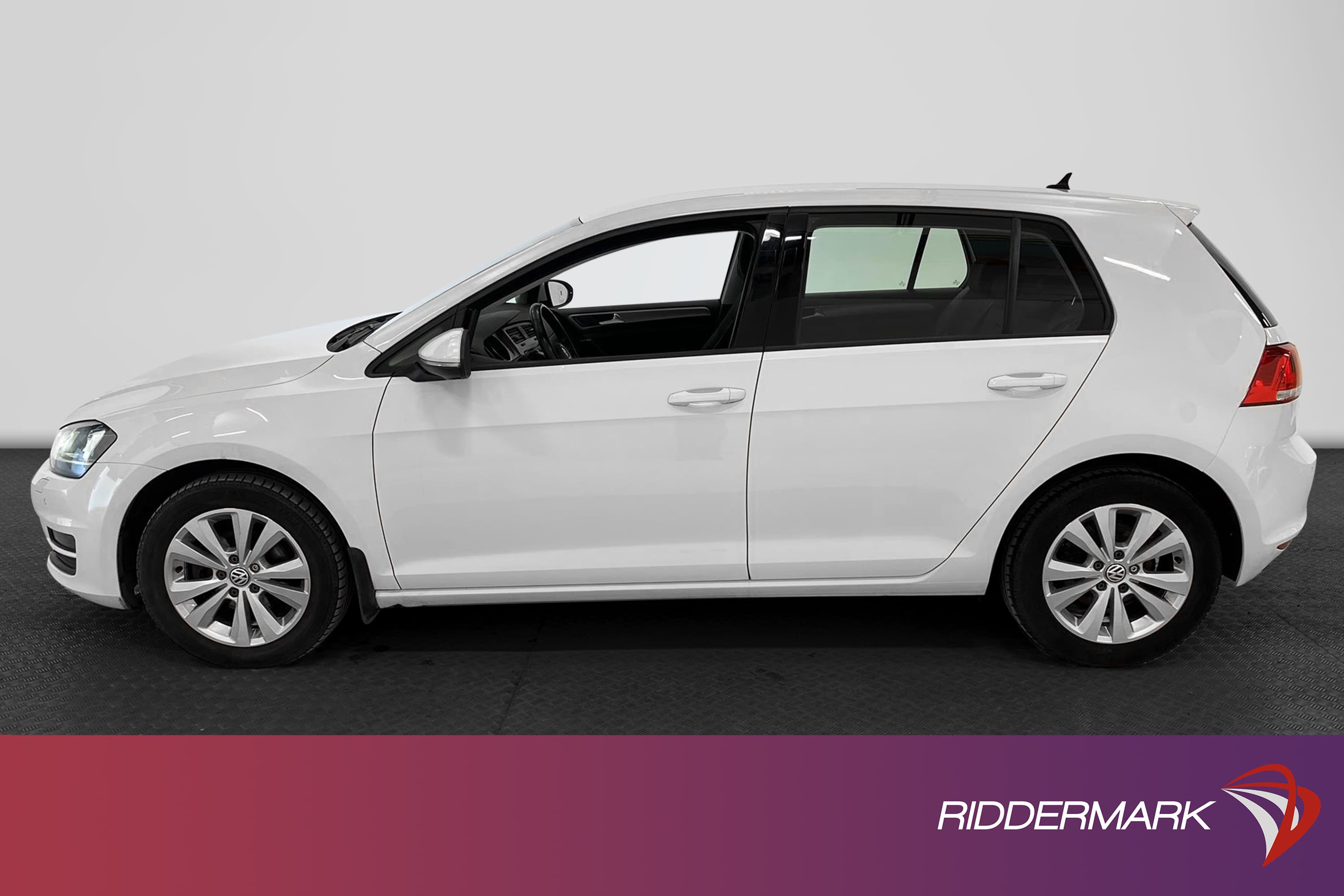 Volkswagen Golf 1.2 105hk
