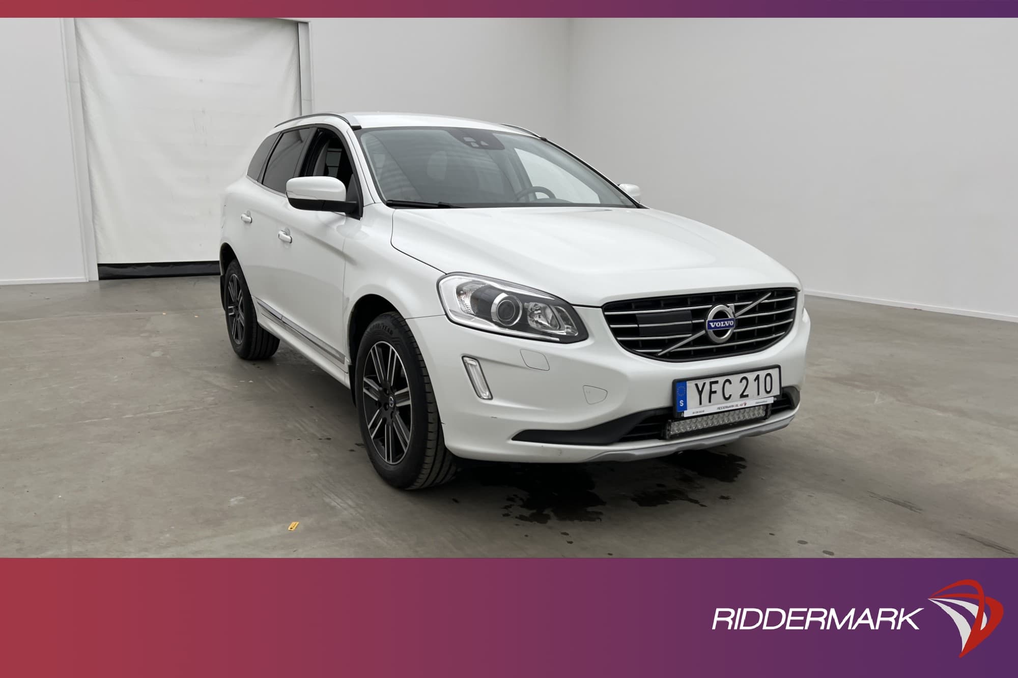 Volvo XC60 D4 AWD 190hk Classic Summum BLIS Dragkrok Värmare