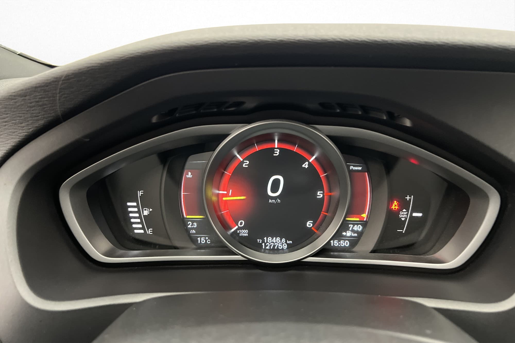 Volvo V40 D3 150hk R-Design VOC Värmare Sensorer Farthållare