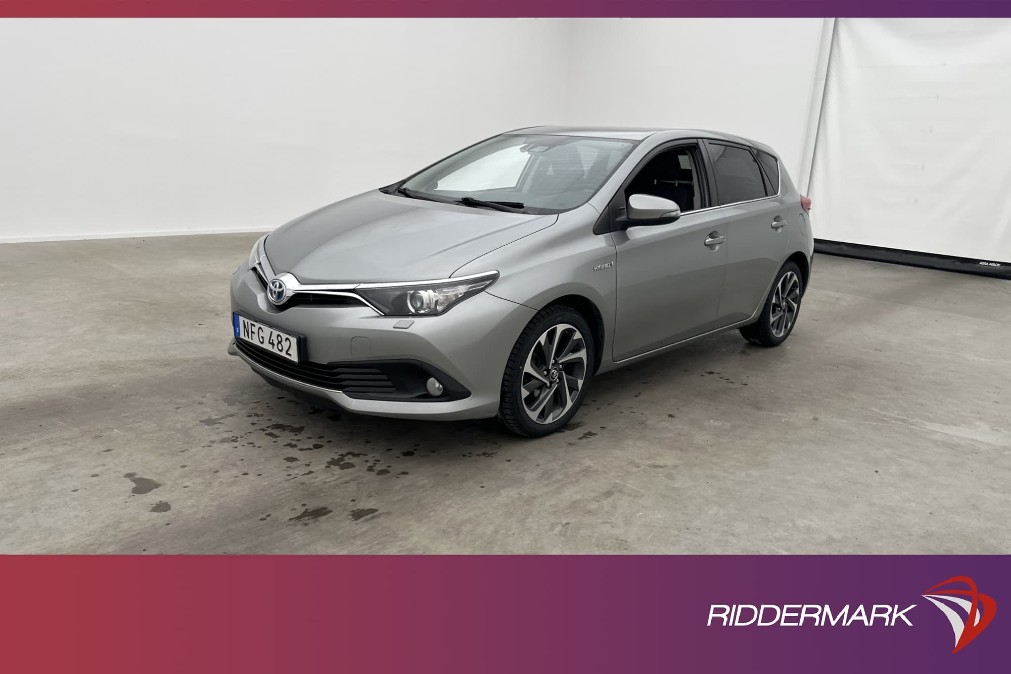 Toyota Auris Hybrid 136hk