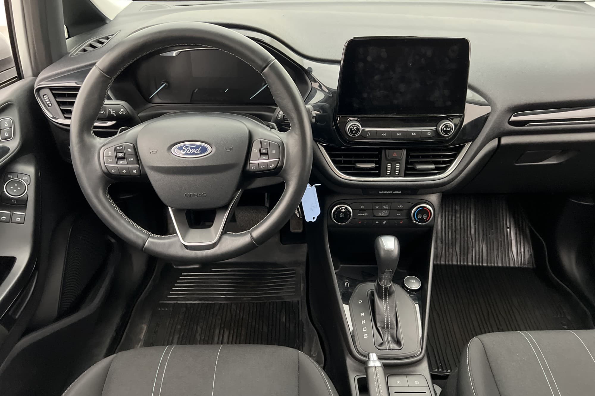 Ford Fiesta 1.0 EcoBoost 100hk Sensorer Rattvärme Adap-Fart