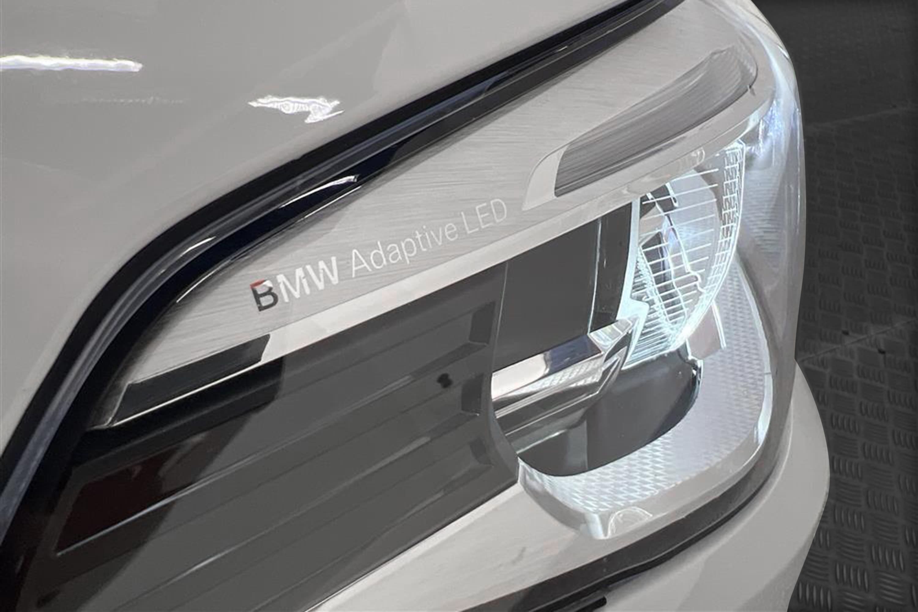 BMW 530e iPerformance 252hk M Sport Backkamera HiFi Naviinteriör