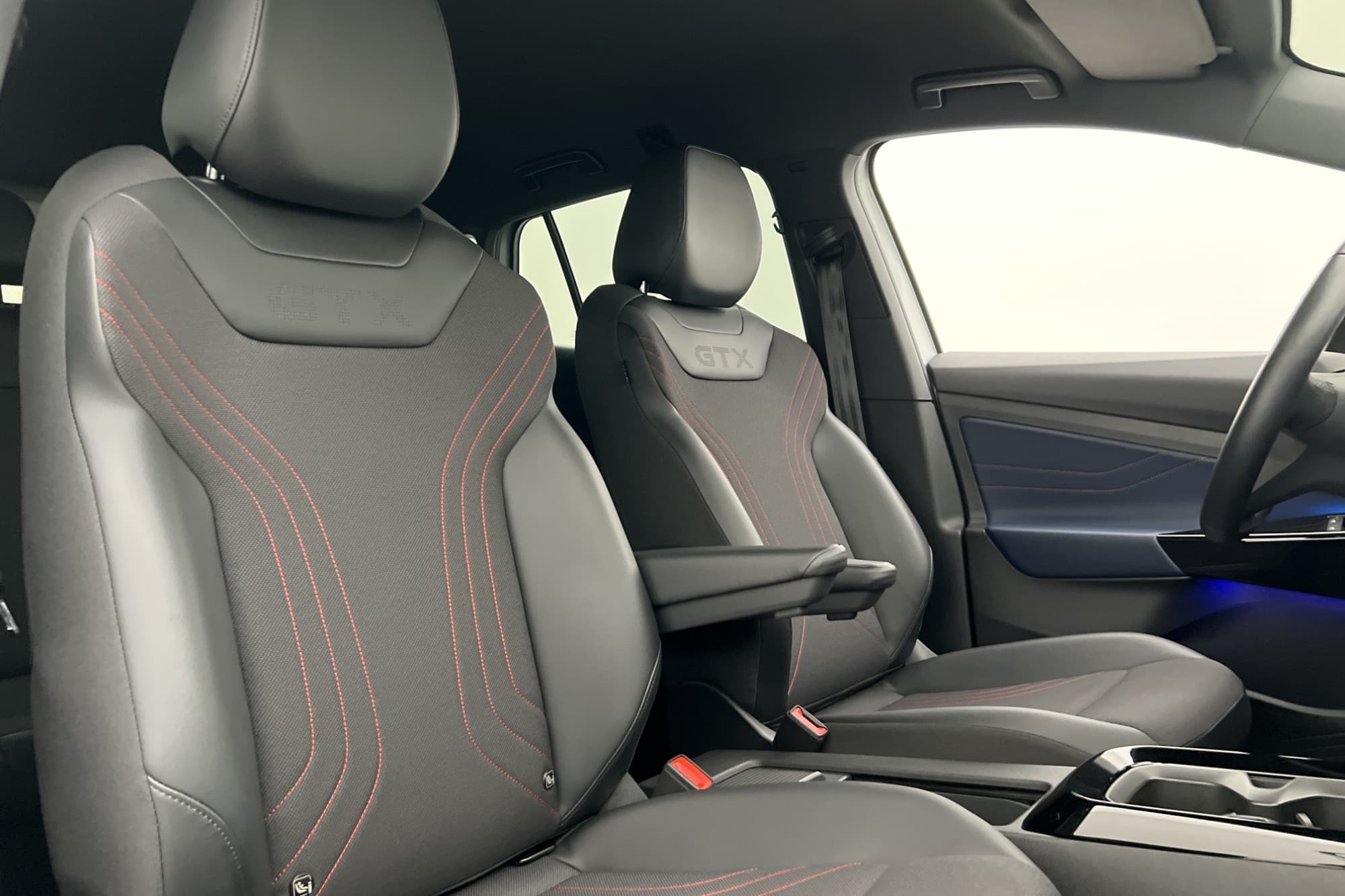 Volkswagen ID.4 GTX 299hk Värmare Drag Kamera CarPlay MOMS