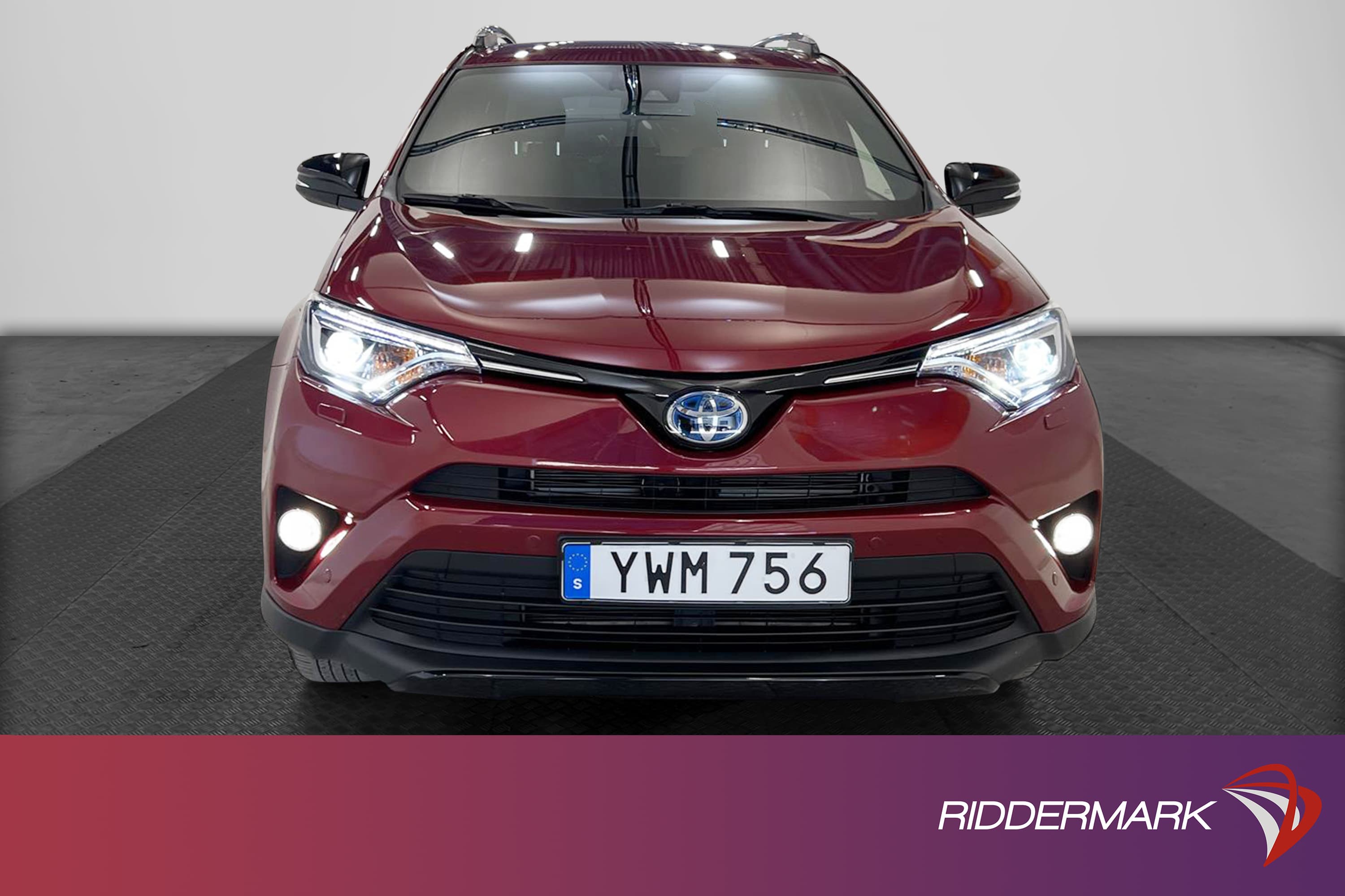 Toyota RAV4 2.5 HSD AWD 197hk 1 Brukare Navi B-Kam Keyless
