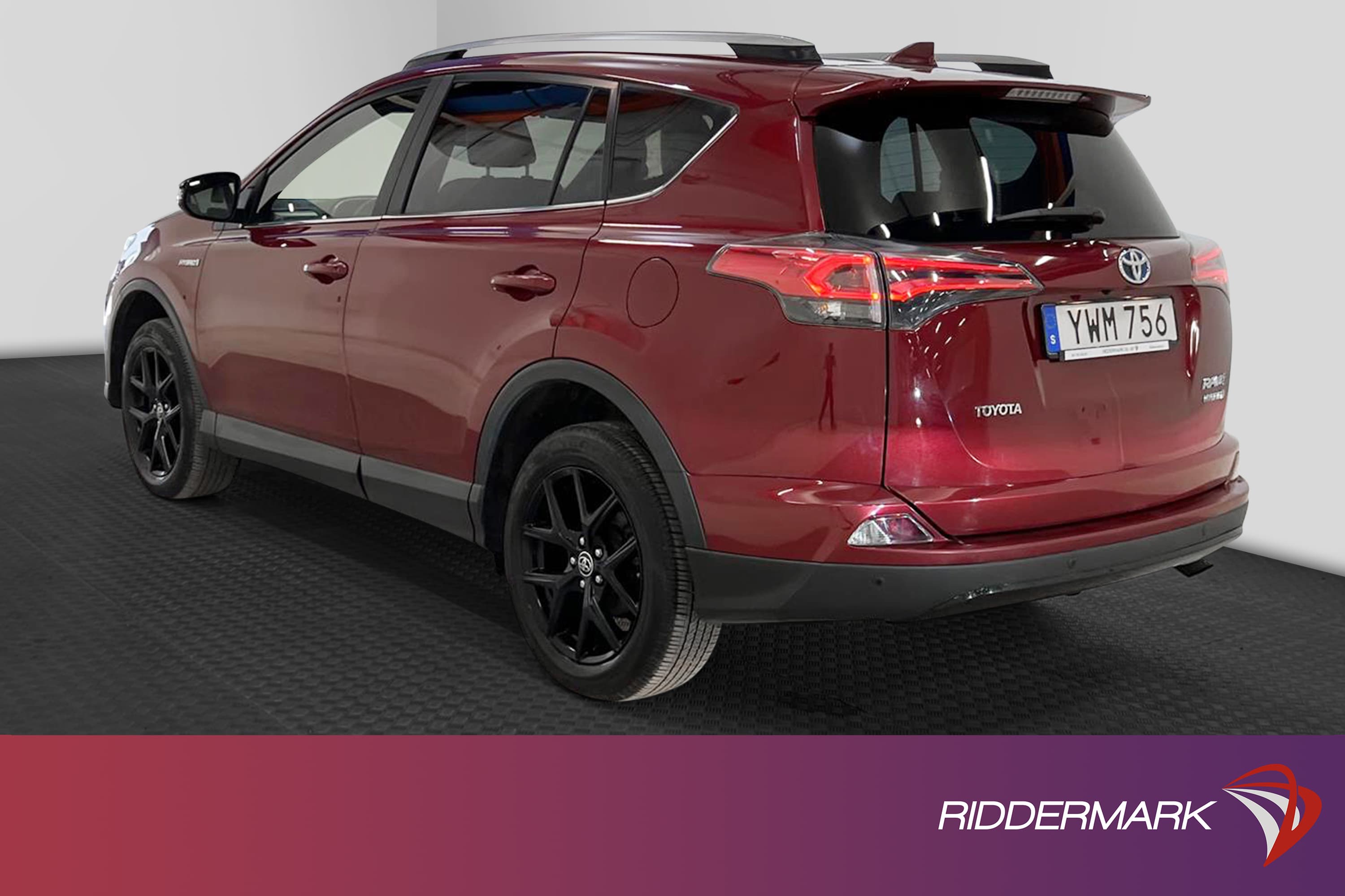 Toyota RAV4 2.5 HSD AWD 197hk 1 Brukare Navi B-Kam Keyless