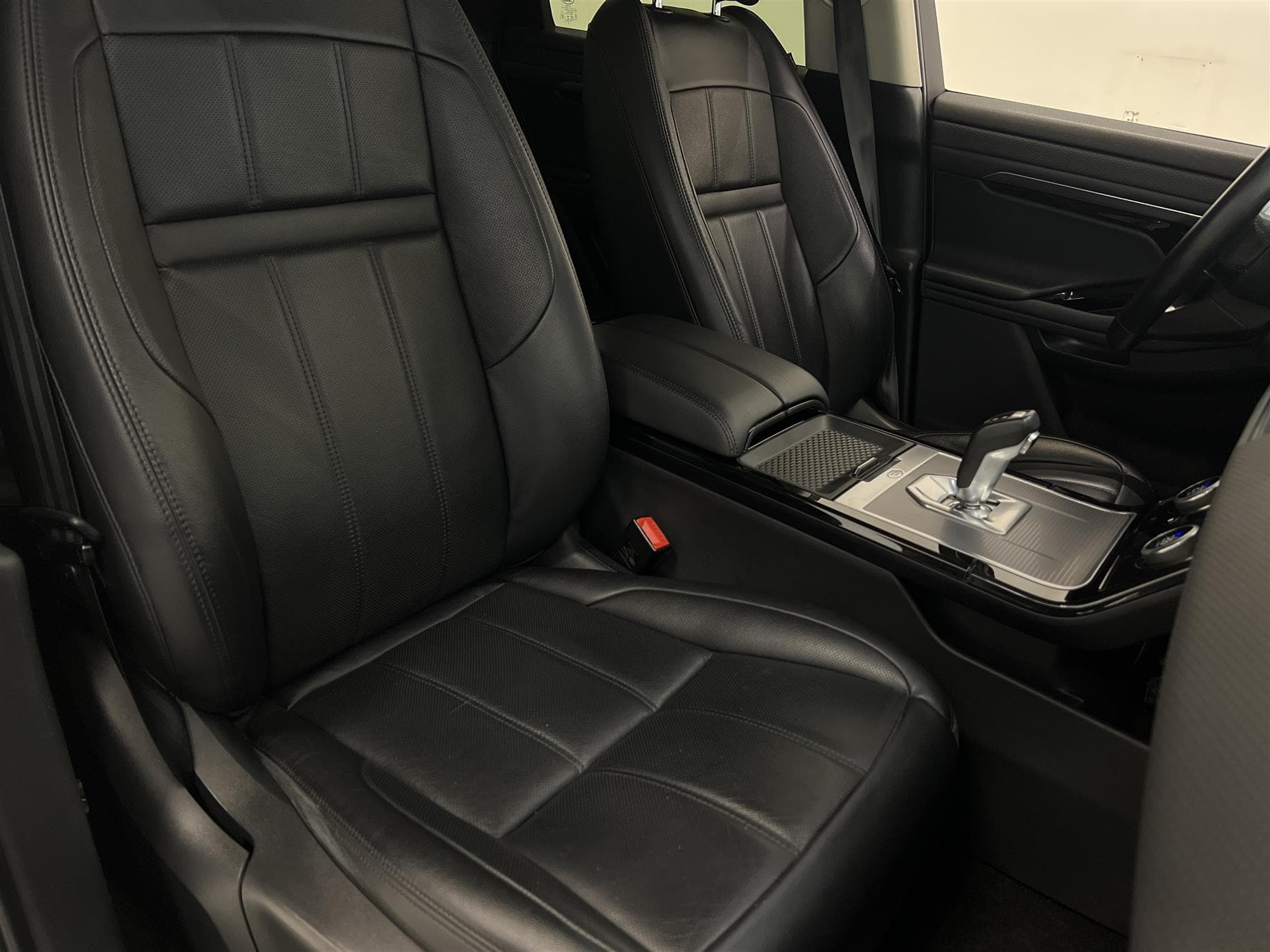 Land Rover Range Rover Evoque D180 MHEV AWD 180hk Navi Cplay