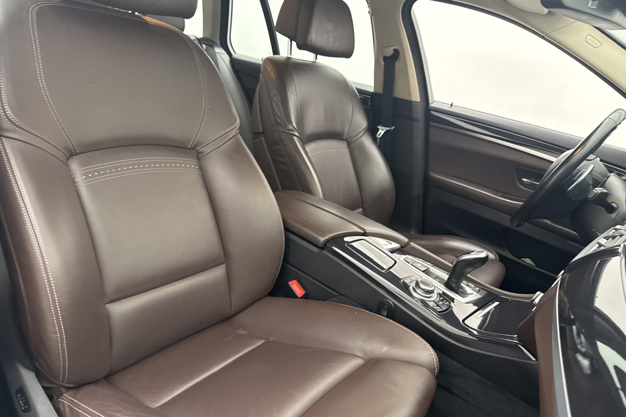 BMW 530 d 258hk xDrive Luxury Line D-Värmare Komfortstolar