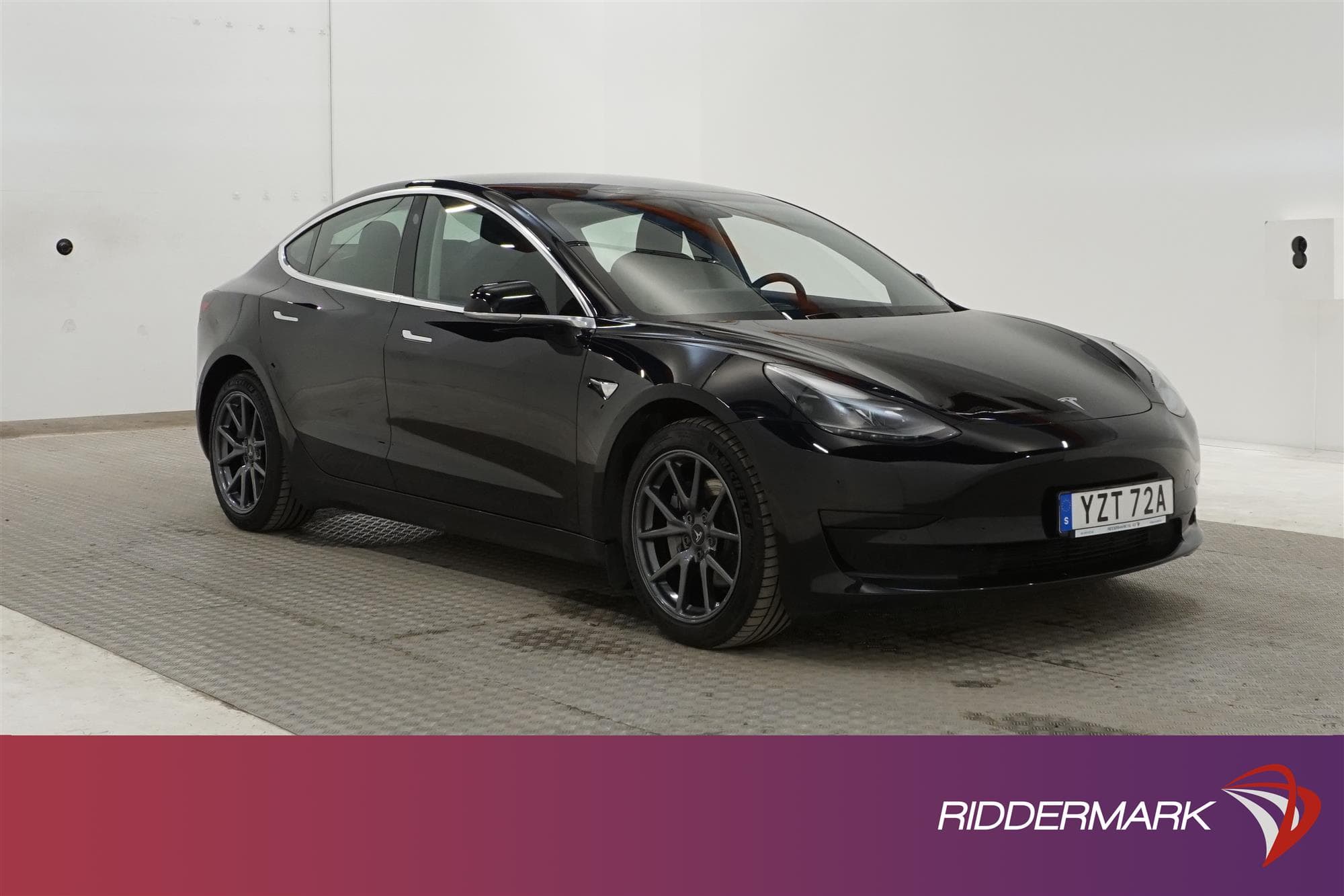 Tesla Model 3 Standard Range Plus 258hk