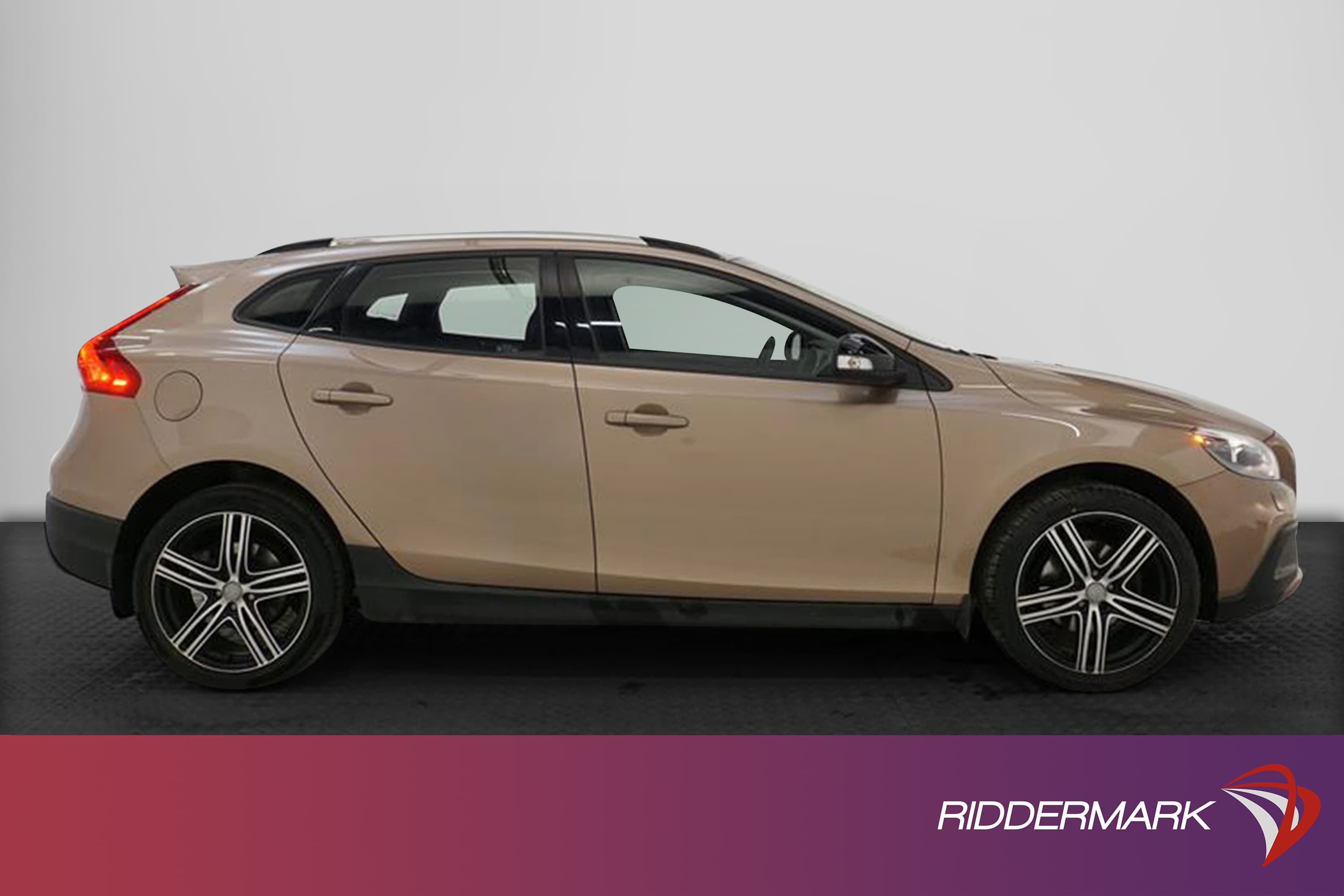 Volvo V40 Cross Country T4 180hk B-kam Välservad 0,61l/mil