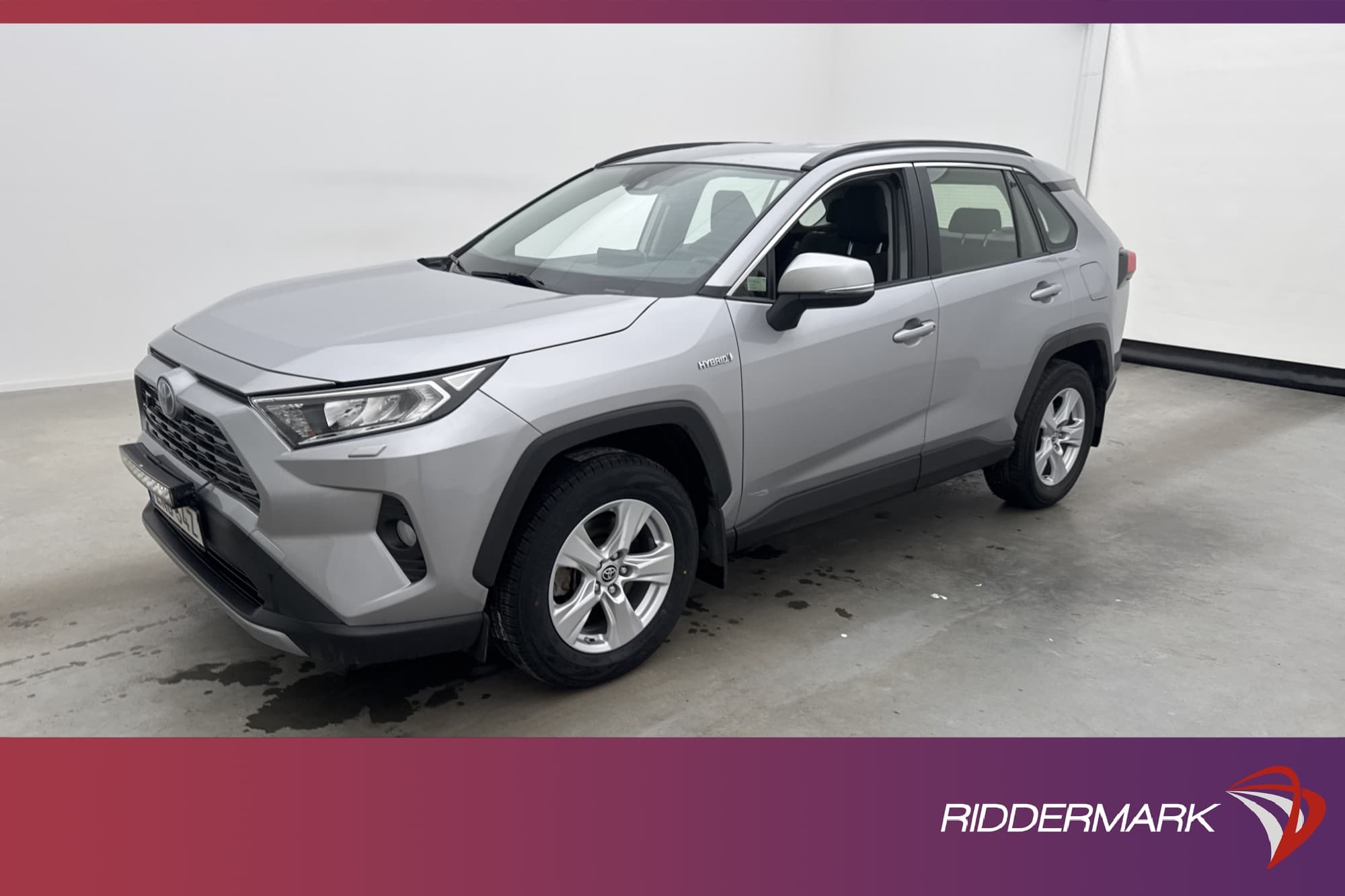 Toyota RAV4 Hybrid AWD 222hk
