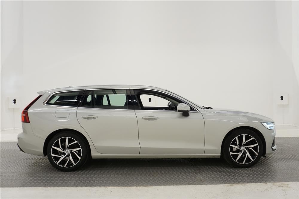 Volvo V60 D4 190hk D-Värm VOC Skinn B-Kamera Navi 0,46l/milexteriör