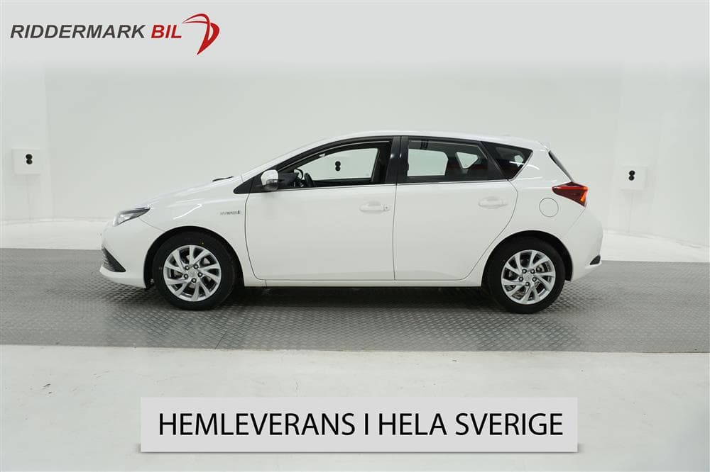Toyota Auris 1.8 Hybrid 99hk