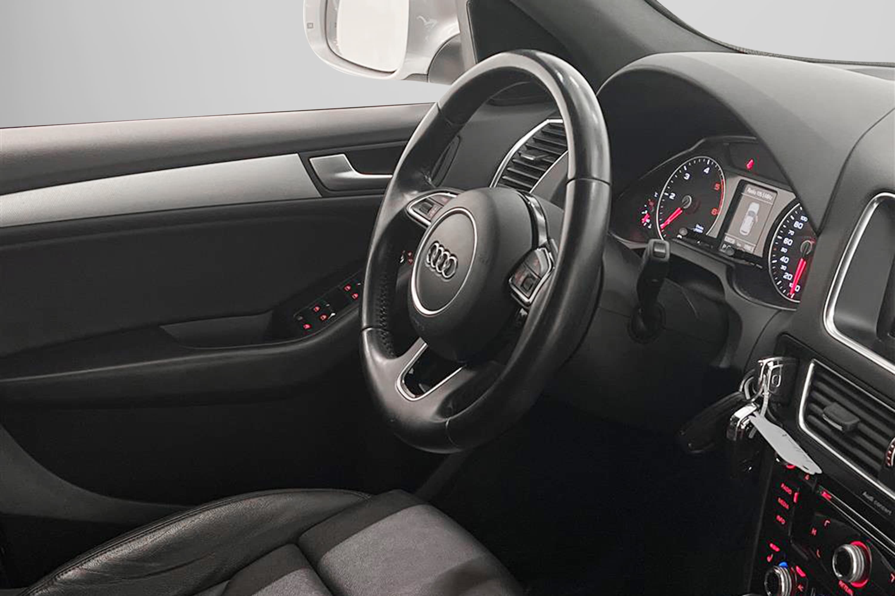 Audi Q5 2.0 TDI Quattro 177hk S-line Drag Skinn 0,6l/mil