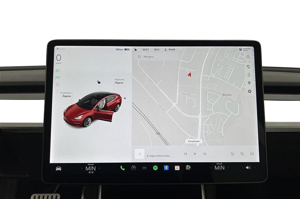 Tesla Model 3 Performance AWD 510hk Svensksåldinteriör