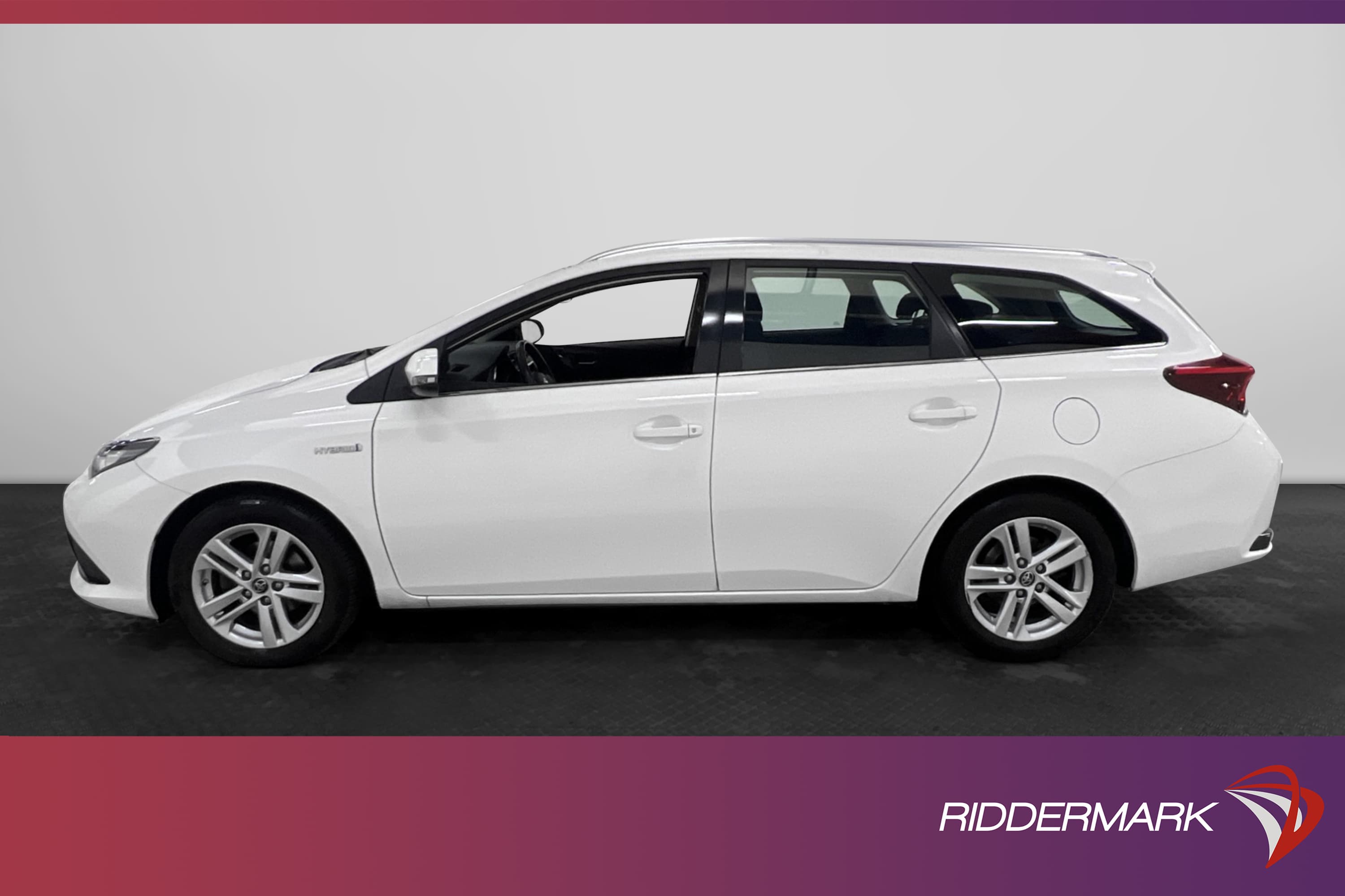 Toyota Auris Touring Sports Hybrid