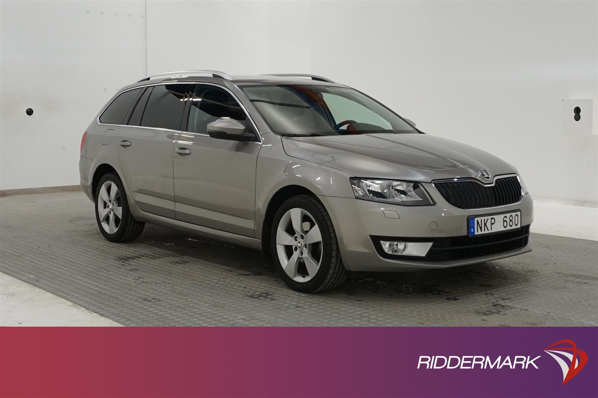 Skoda Octavia Kombi 1.4 140hk