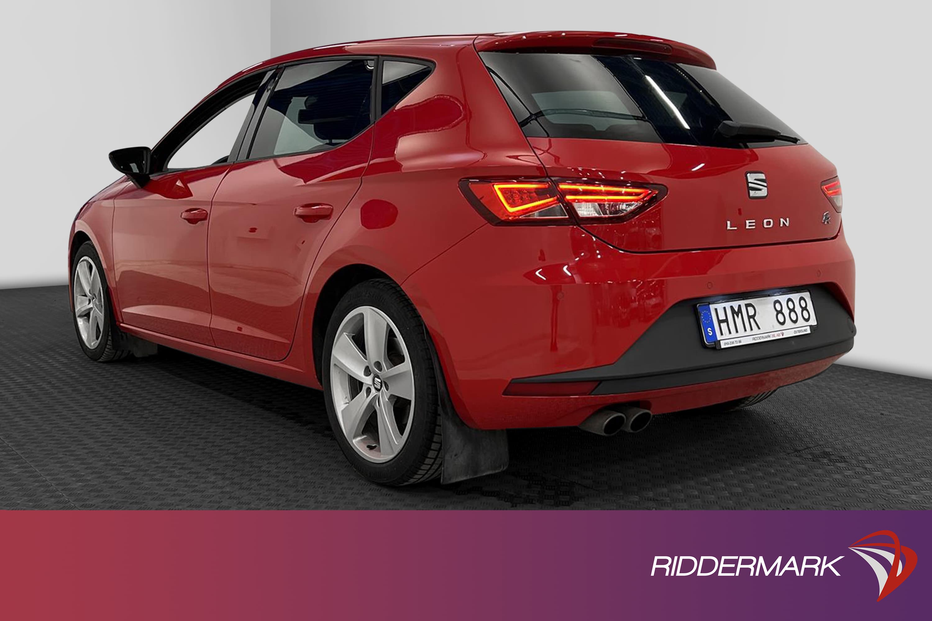 SEAT Leon 1.8 TSI 180hk FR Navi M-Värm 822kr Skatt 0,57L/mil