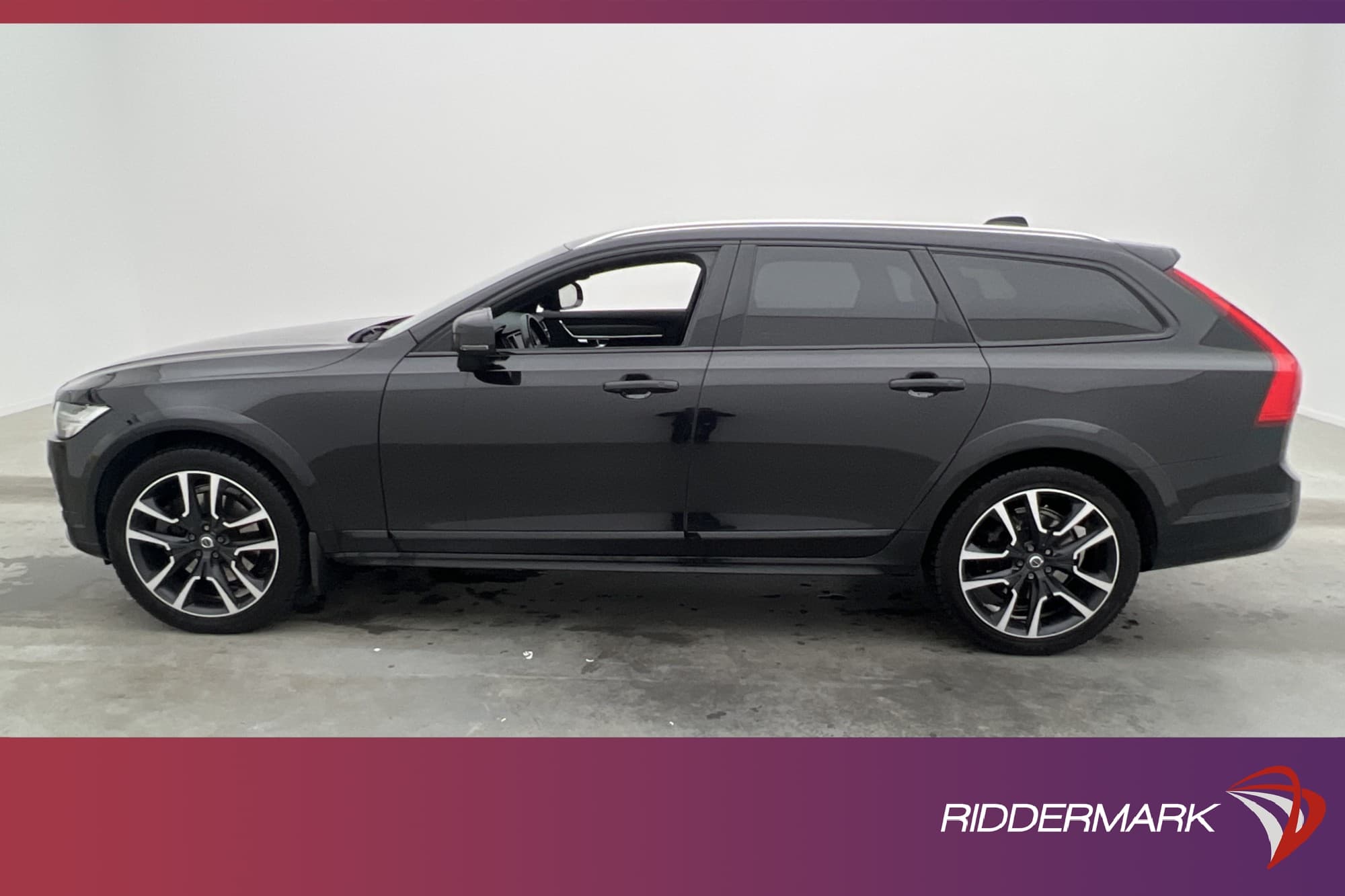 Volvo V90 Cross Country D4 AWD