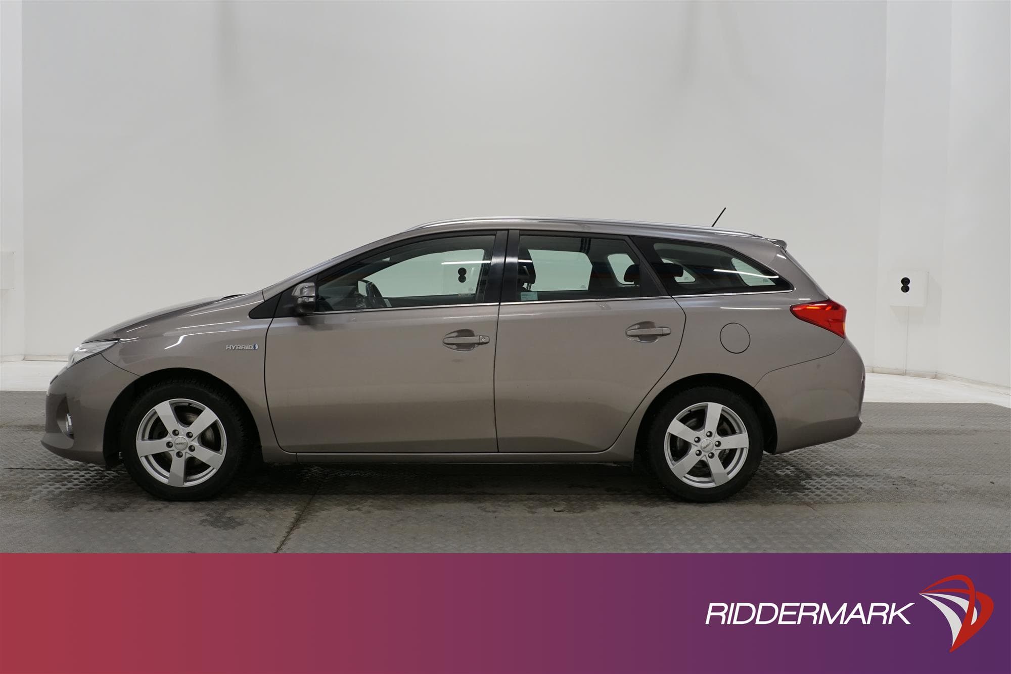 Toyota Auris TS Hybrid 136hk M&K-Värmare B-Kamera 0,36L/mil