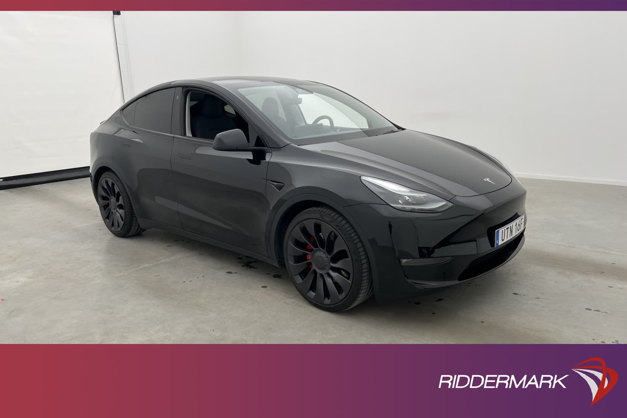 Tesla Model Y Performance AWD