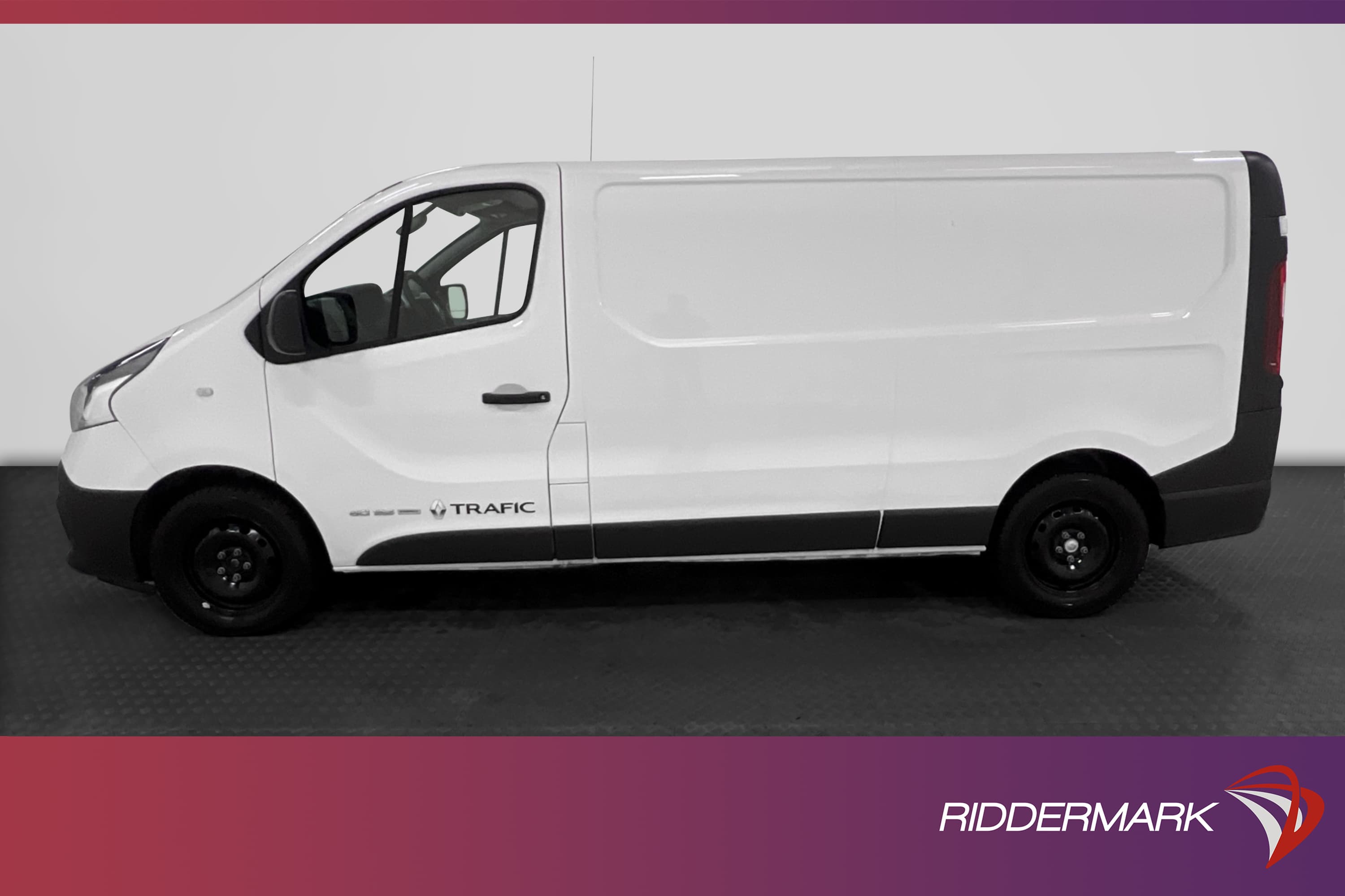 Renault Trafic Lång 1.6dCi 125hk Dragkrok PDC Navi Moms