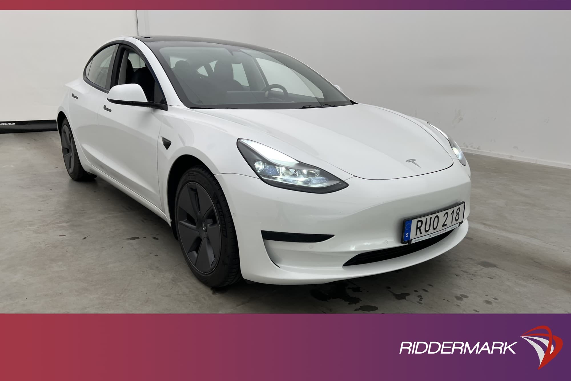 Tesla Model 3 Standard Range Plus 325hk