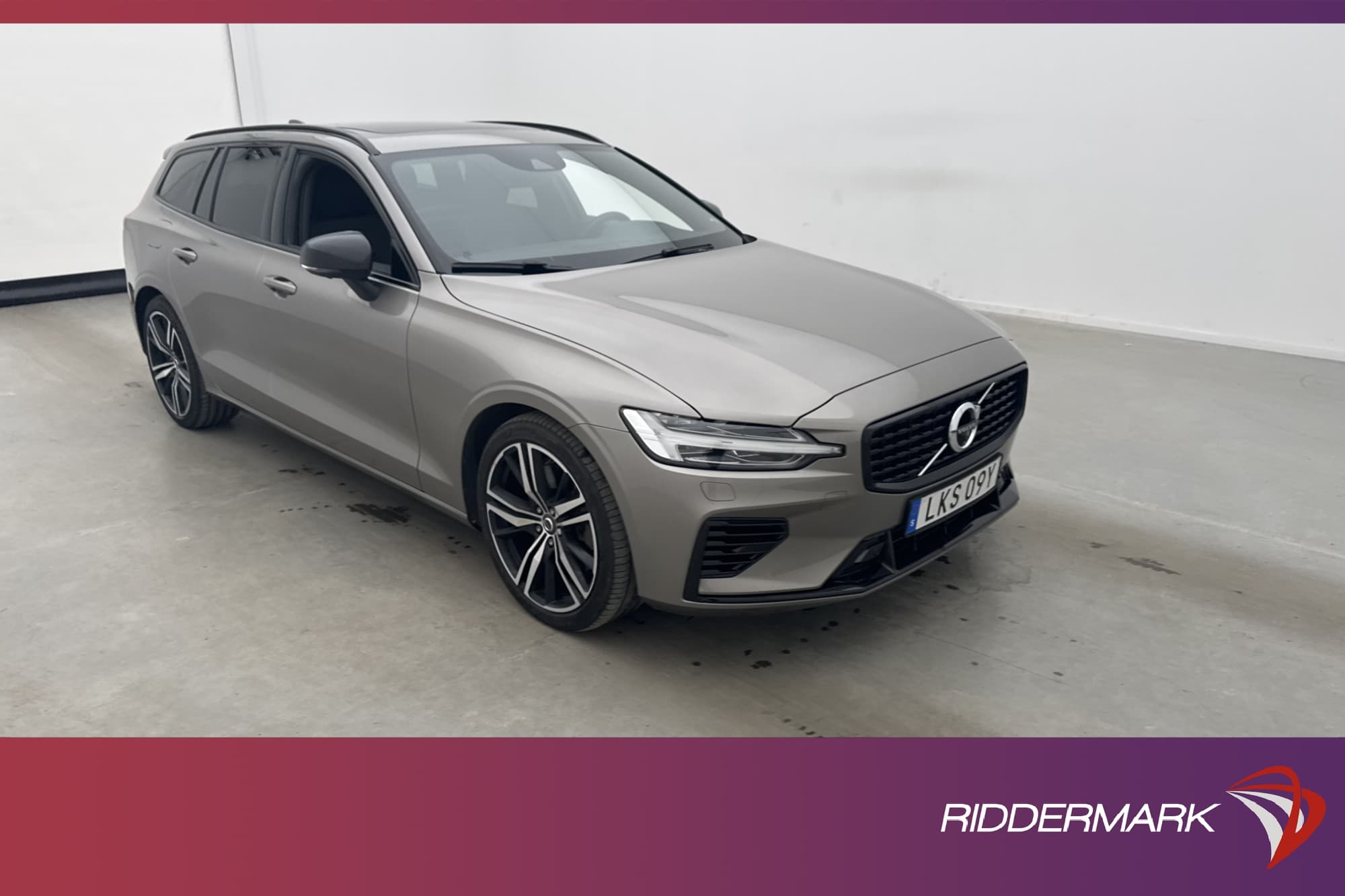 Volvo V60 Recharge T8 AWD