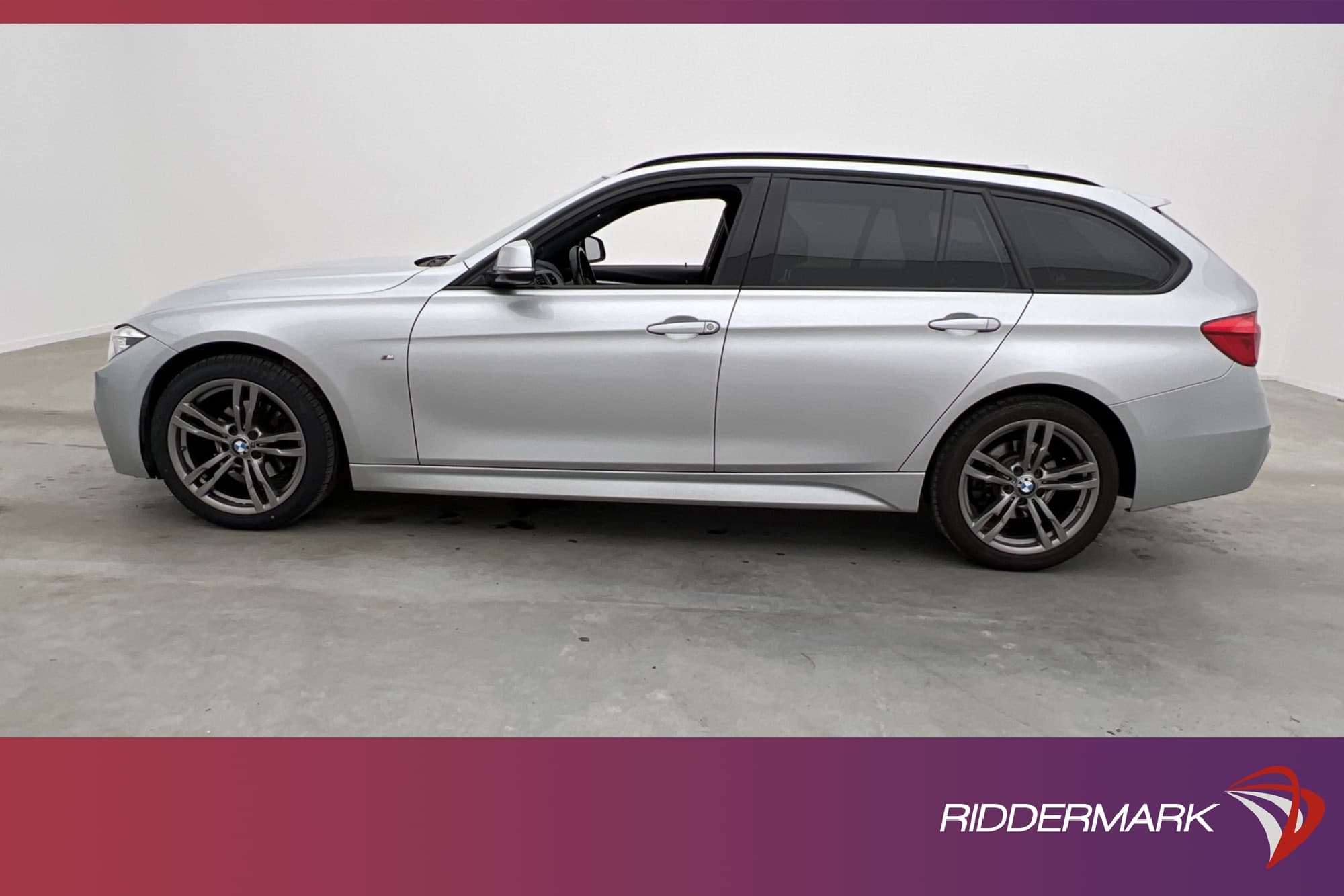 BMW 320i xDrive 184hk