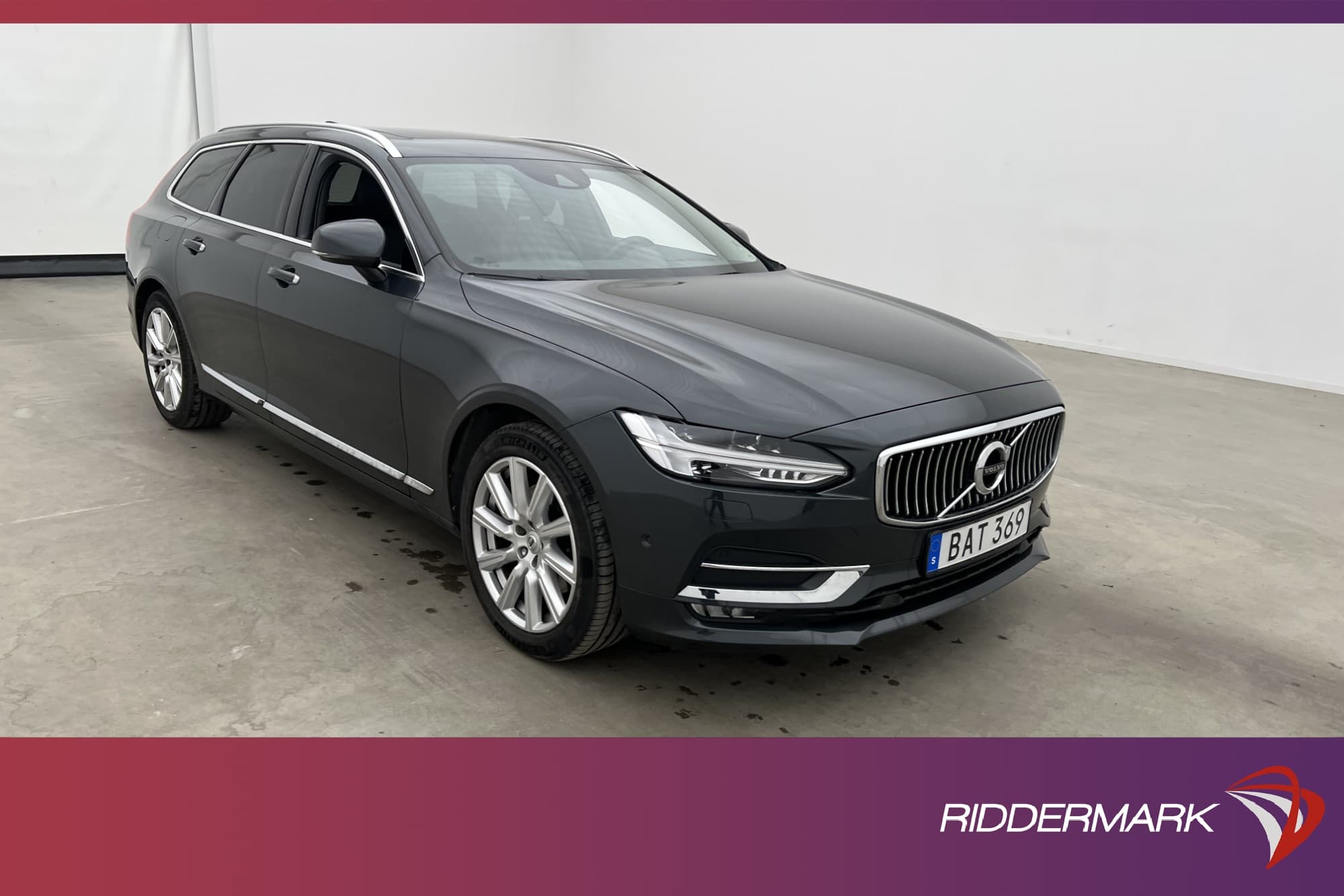 Volvo V90 D4