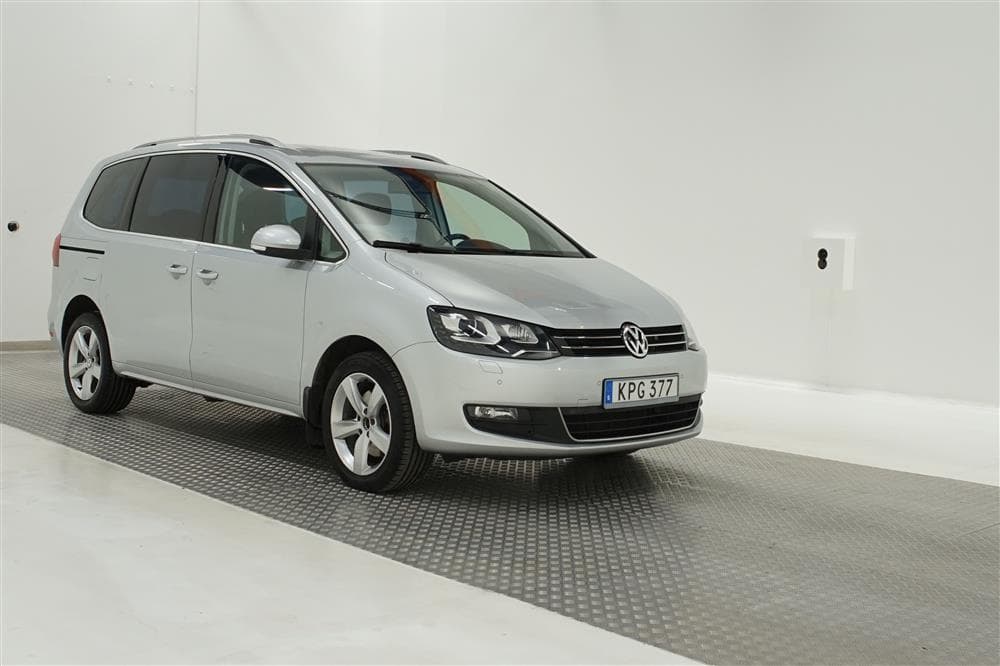 Volkswagen Sharan 2.0 TDI 7-sits 140hk B-kamera