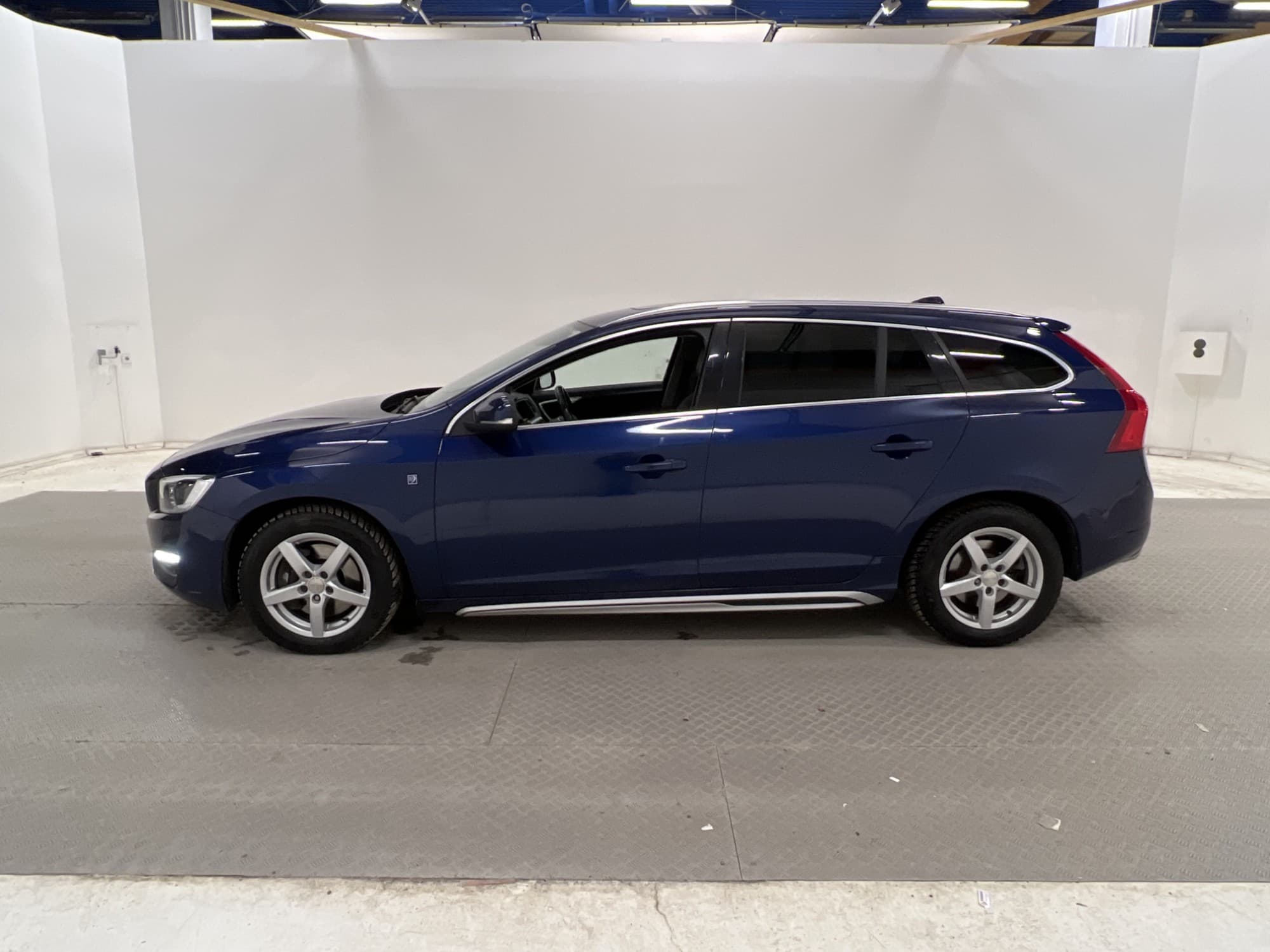 Volvo V60 D4 AWD Ocean Race
