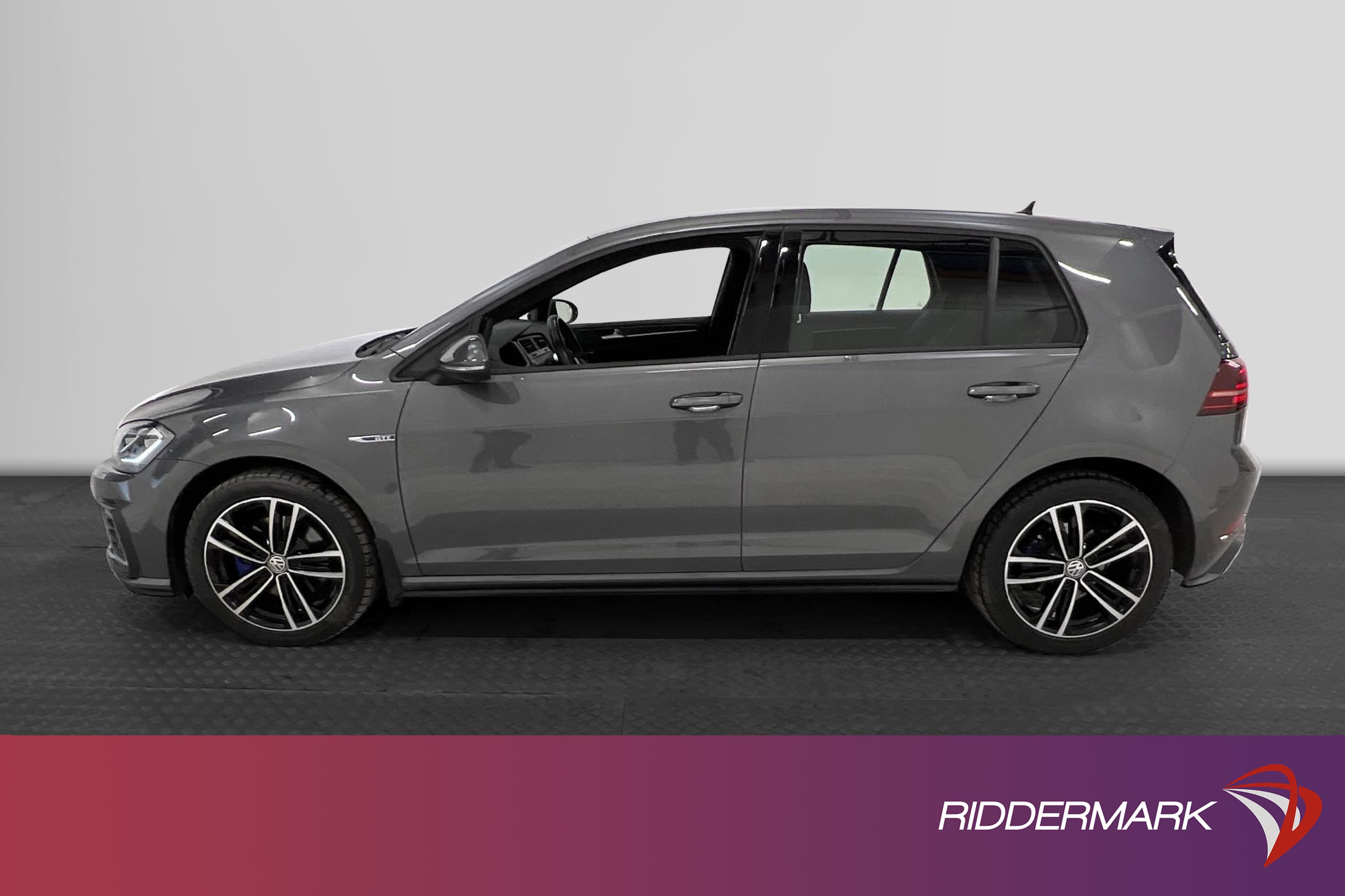 Volkswagen Golf GTE 218hk