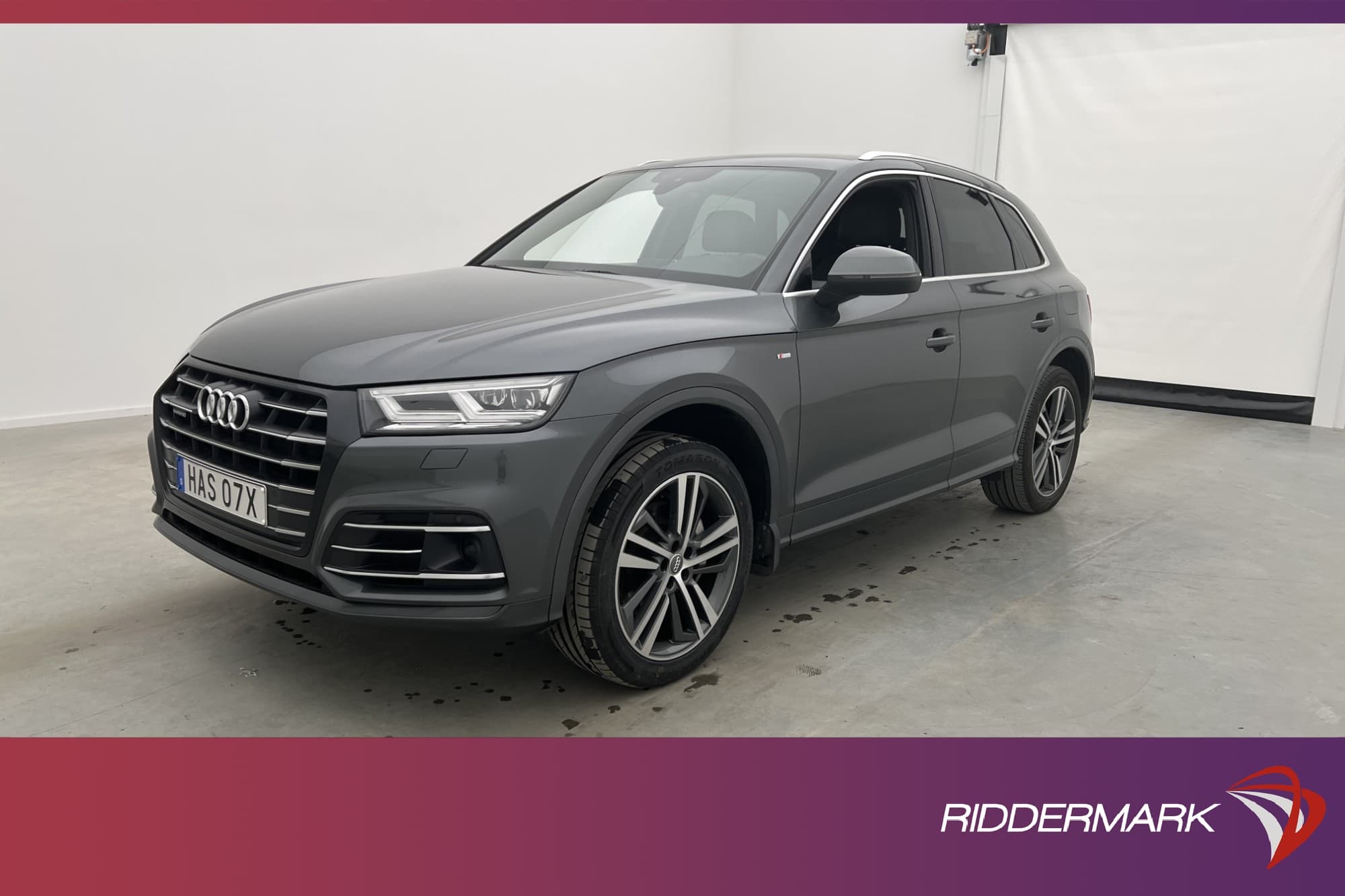 Audi Q5 55 TFSI e Q 367hk