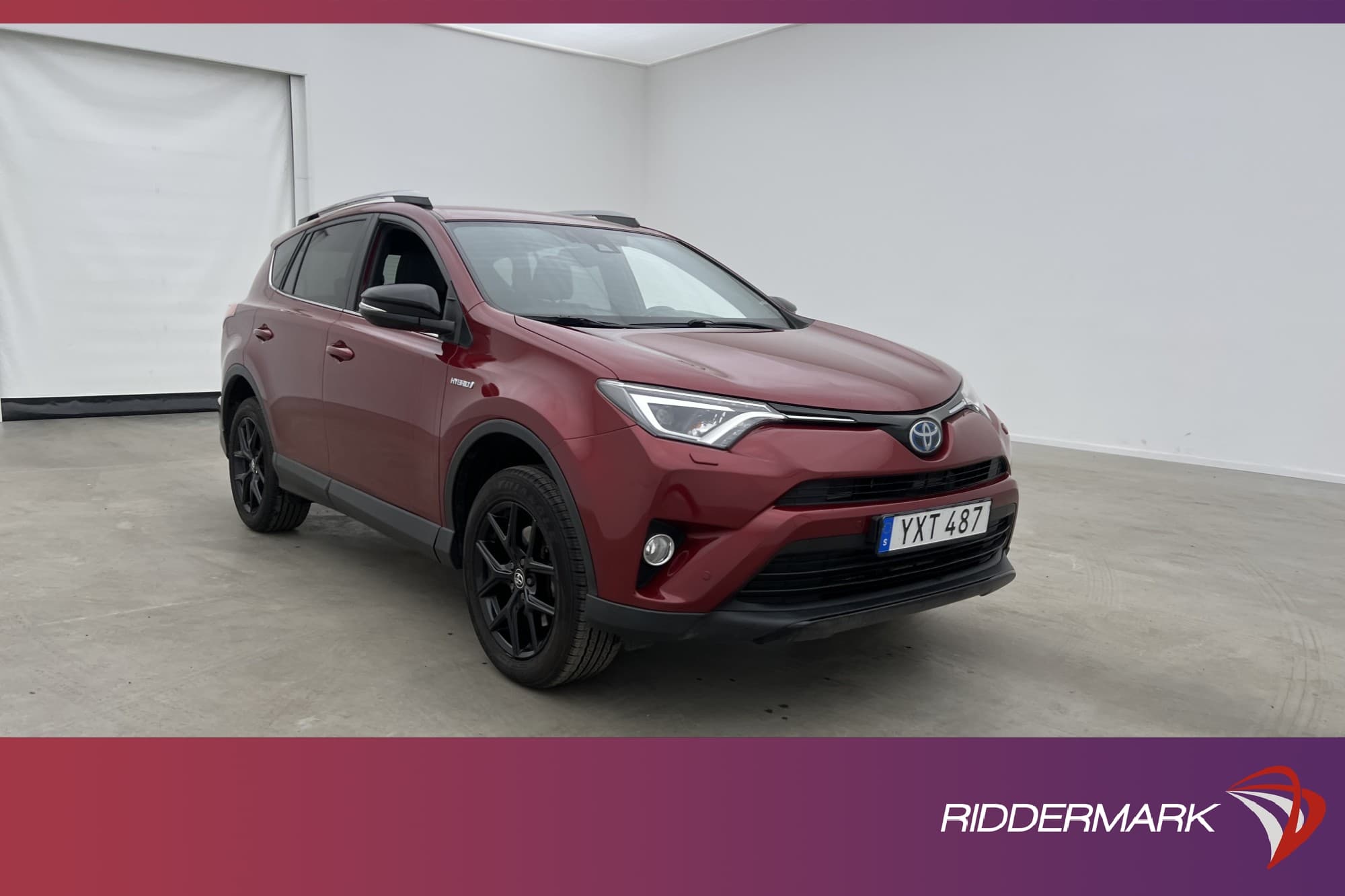 Toyota RAV4 Hybrid AWD 197hk