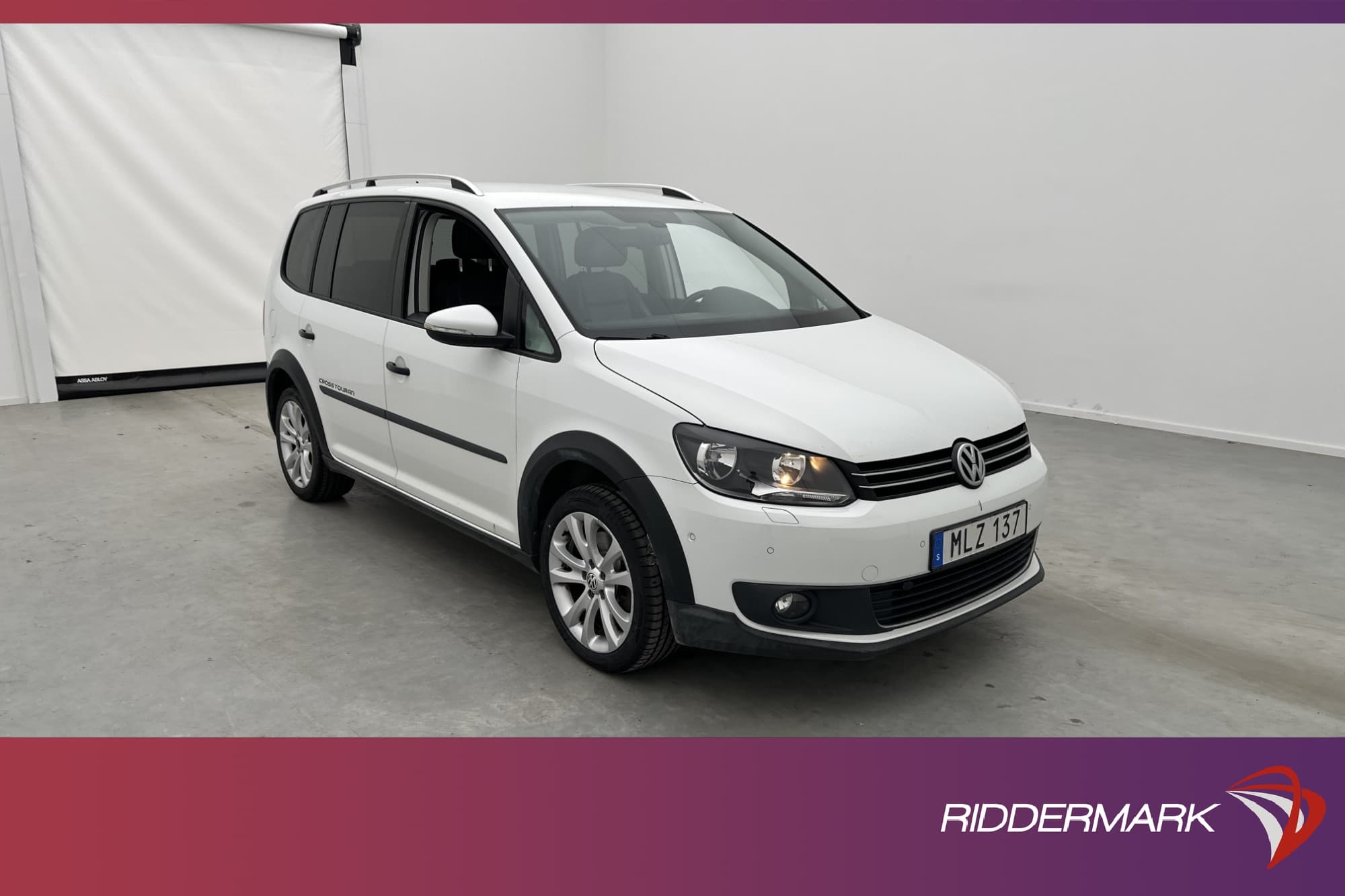 Volkswagen CrossTouran 140hk