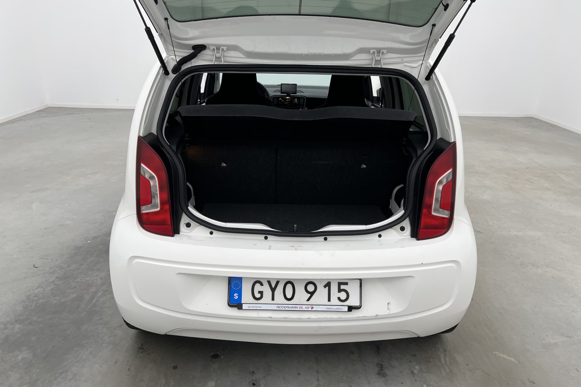 Volkswagen up! 1.0 MPI 75hk high up! Garmin-Skärm 0,46l/mil