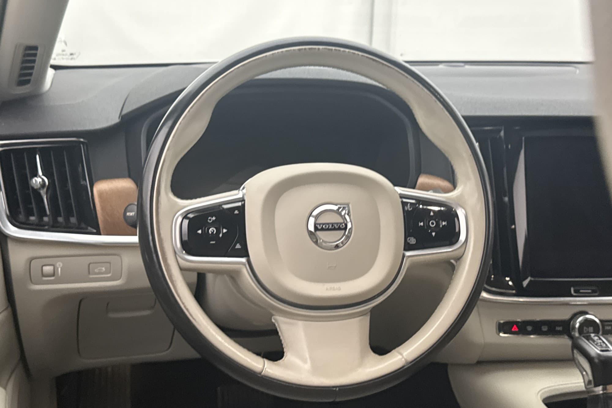 Volvo V90 D3 150hk Inscription Dragkrok VOC Värmare Skinn