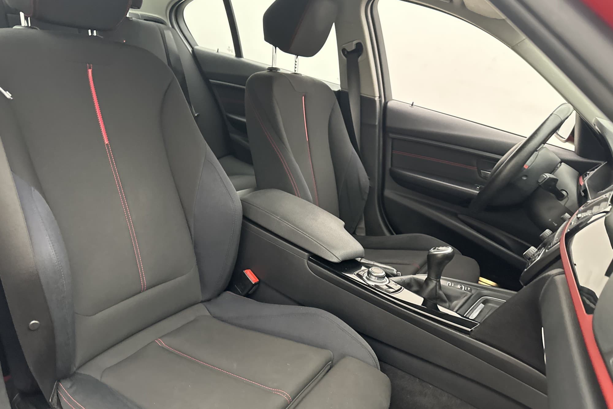 BMW 335i xDrive 306hk Sport Line Navi Sensorer Rattvärme