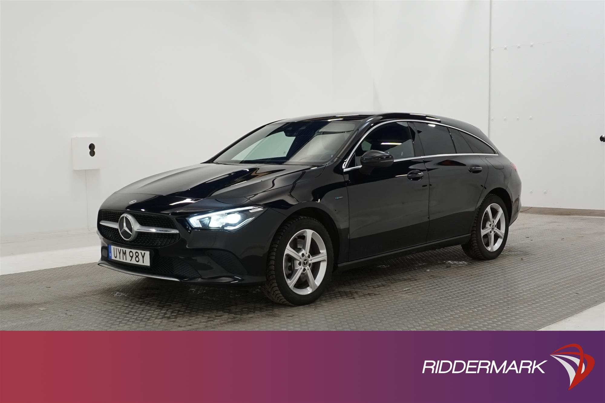 Mercedes-Benz CLA 250 e Shooting Brake 218hk B-kamera Nyserv