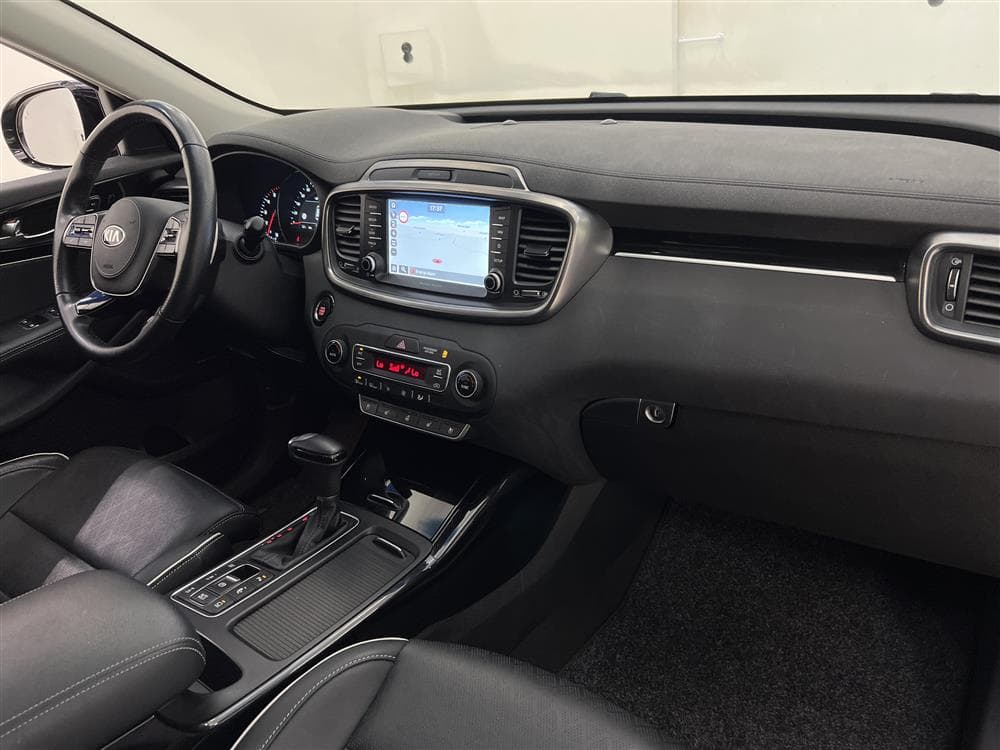 Kia Sorento 200hk AWD GT-Line 360° Drag Navi Pano H/K 7-Sits