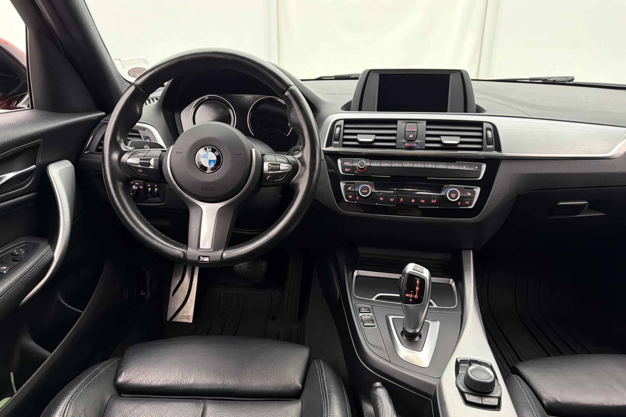 BMW 118i Steptronic 136hk M Sport P-Sensorer Skinnklädsel